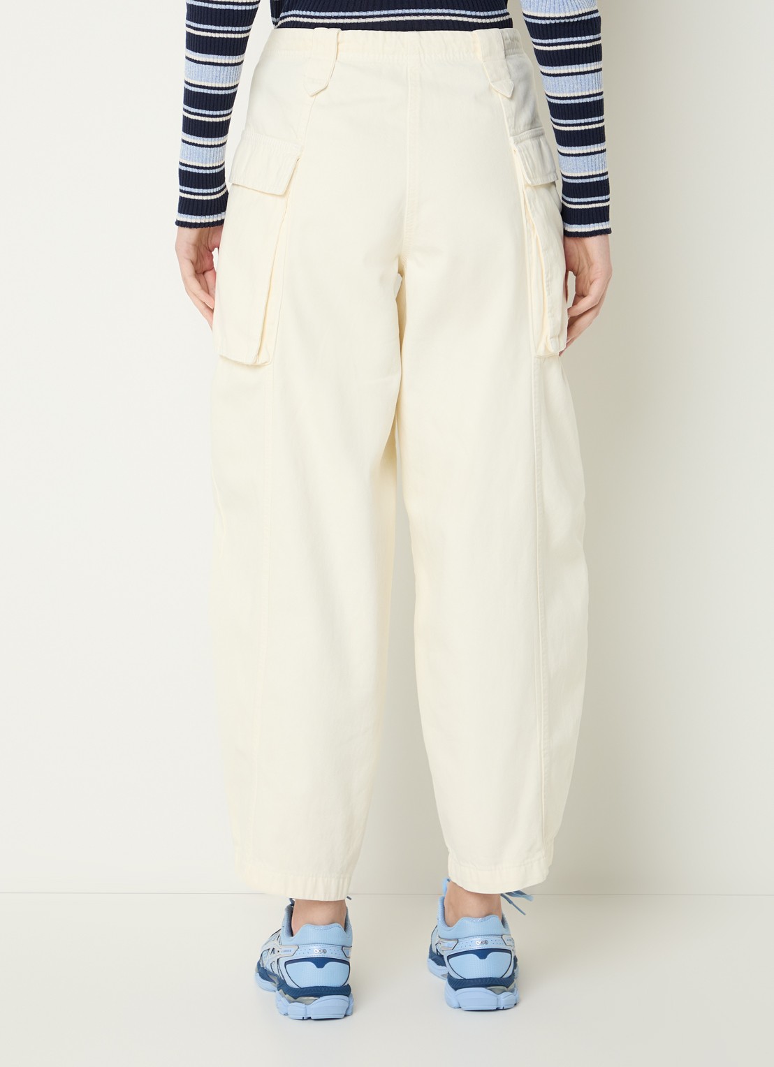 Max & Co High waist loose fit cargobroek met klepzakken - achterkant creme