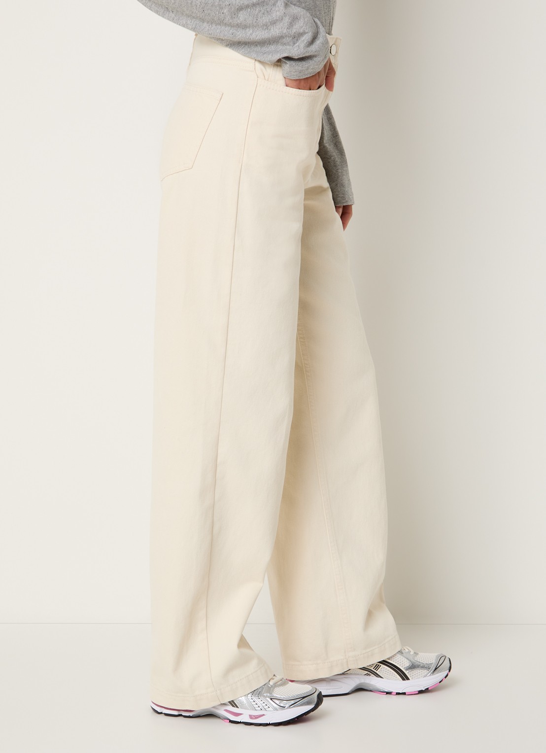 Max & Co High waist loose fit jeans met gekleurde wassing - detail 2 ivoor