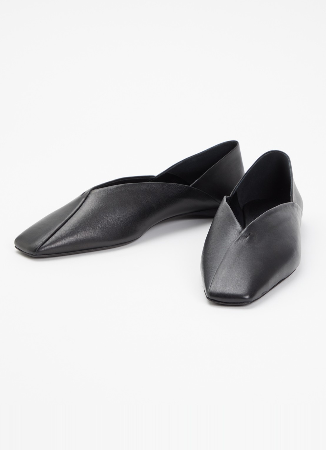 Max Mara Ballerina van kalfsleer - detail zwart