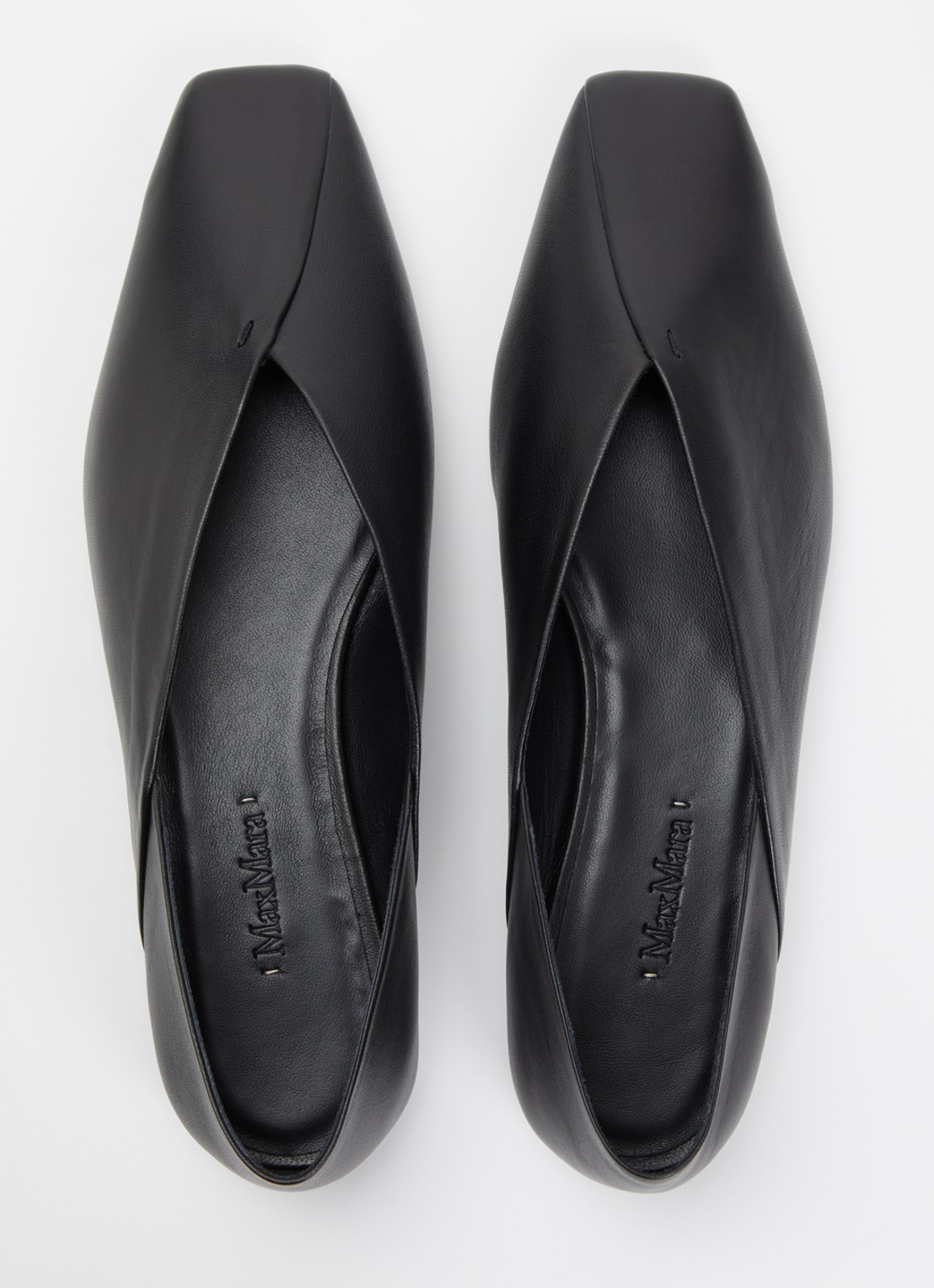 Max Mara Ballerina van kalfsleer - detail 2 zwart