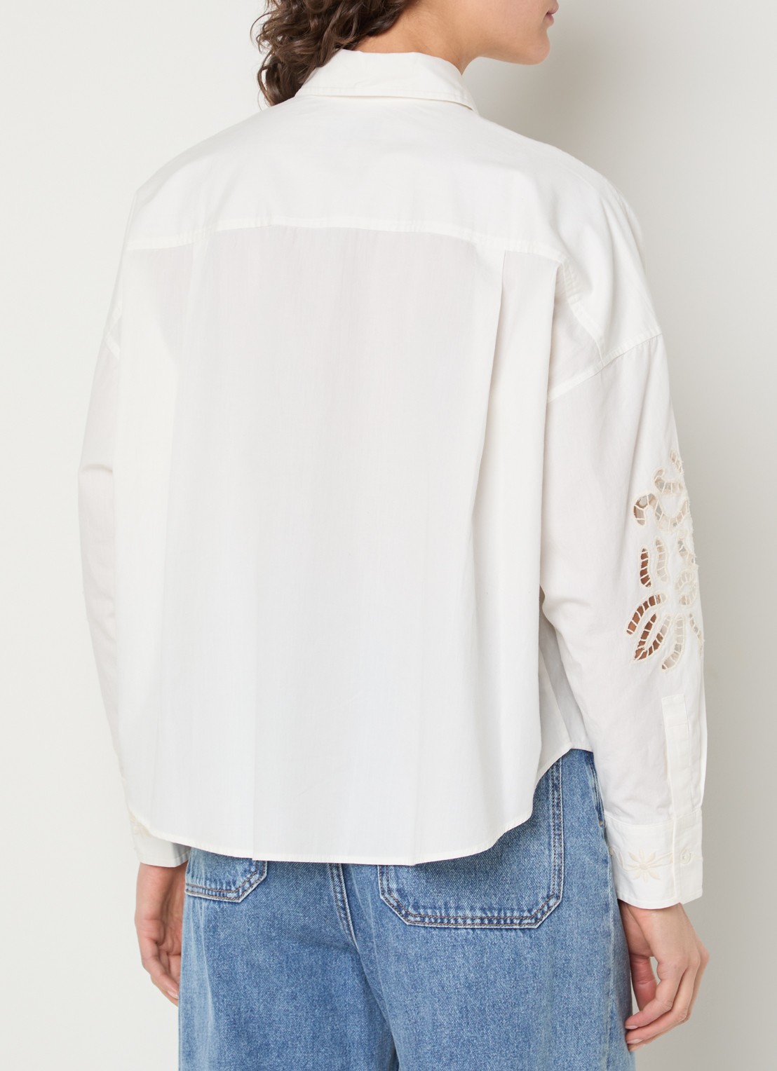 Max Mara Blouse met borduring en opengewerkt detail - achterkant wit
