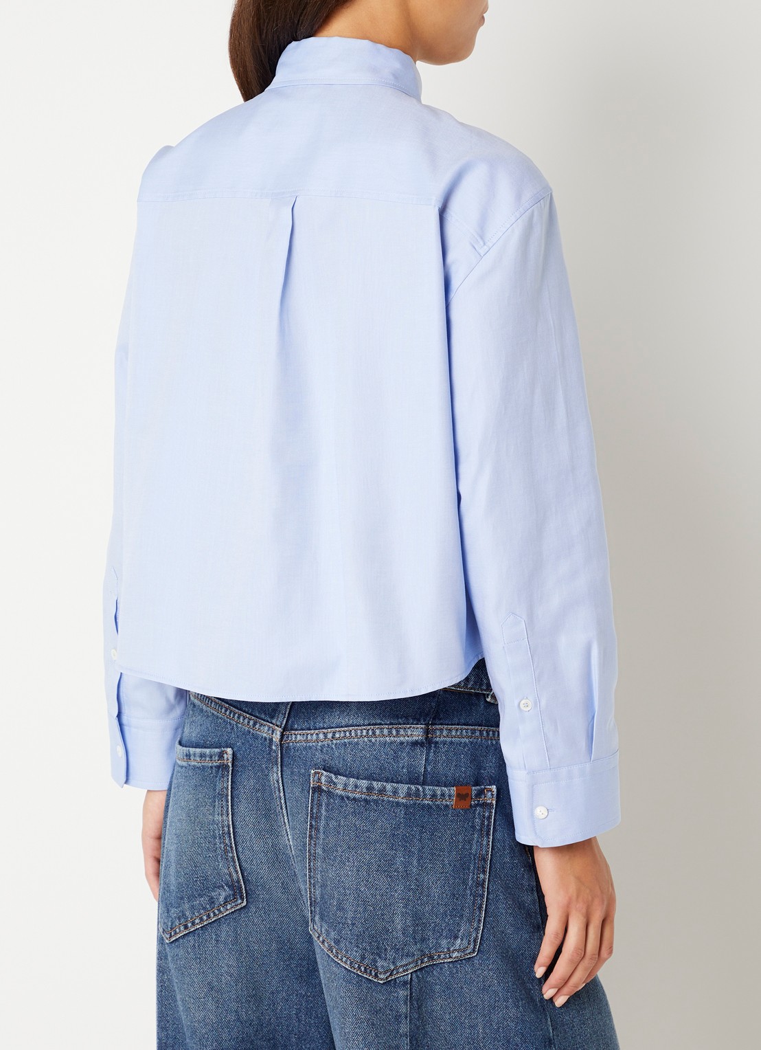 Max Mara Blouse met borstzak - achterkant lichtblauw