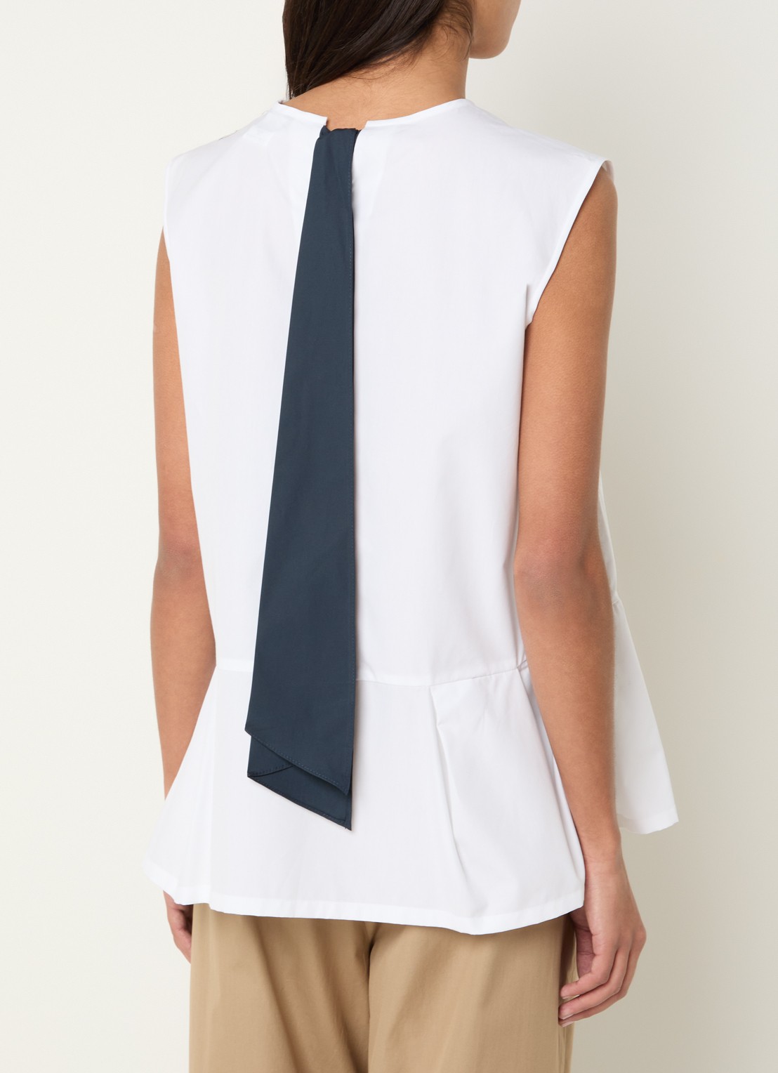 Max Mara Brava top met peplum en strikkraag - achterkant 2 wit
