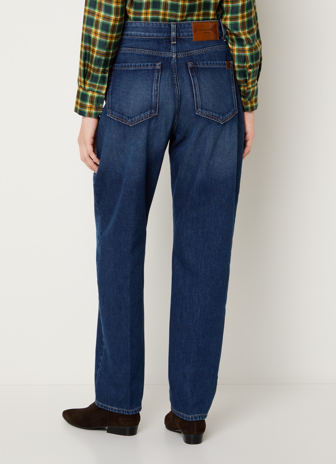 Max Mara Cedro high waist tapered jeans met medium wassing - achterkant indigo