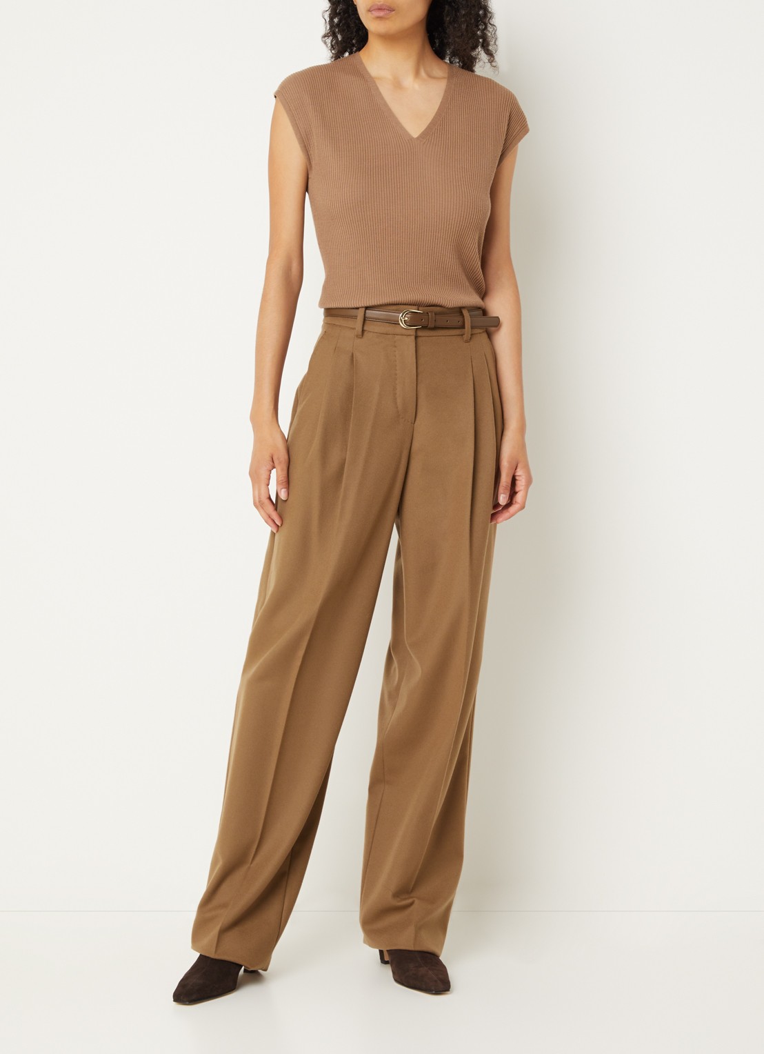 Max Mara Cocco high waist wide fit pantalon van wol - voorkant 2 lichtbruin