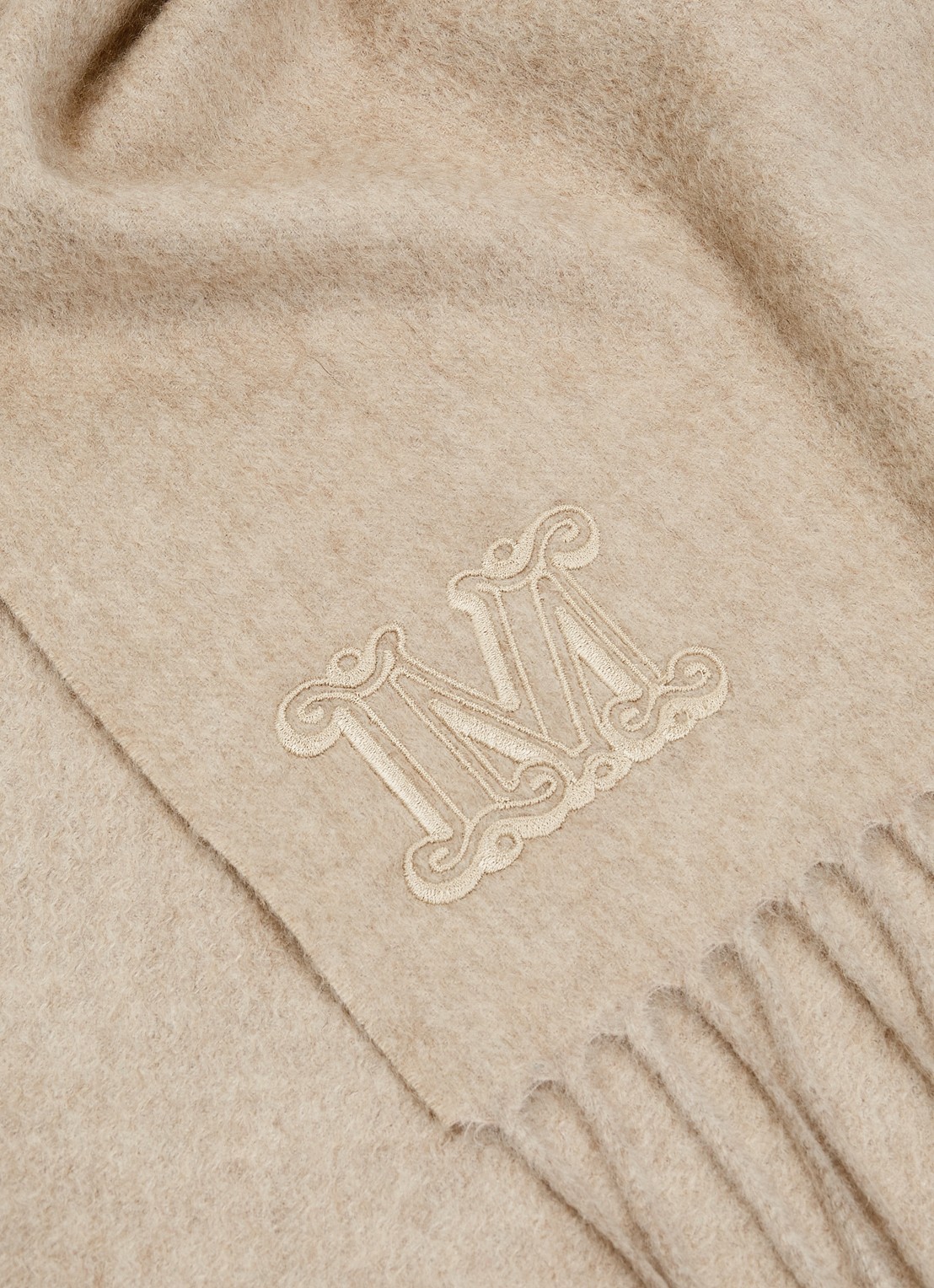 Max Mara Dalia sjaal van kasjmier met franjes 190 x 30 cm  - detail 2 beige