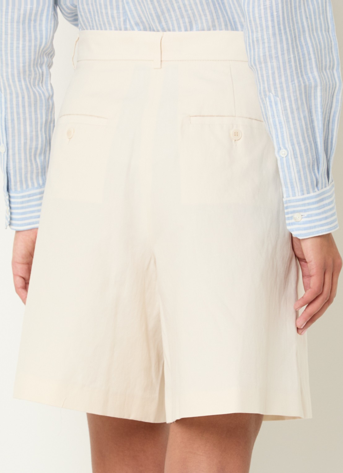 Max Mara Ecuba high waist straight fit korte broek in linnenblend - achterkant gebroken wit