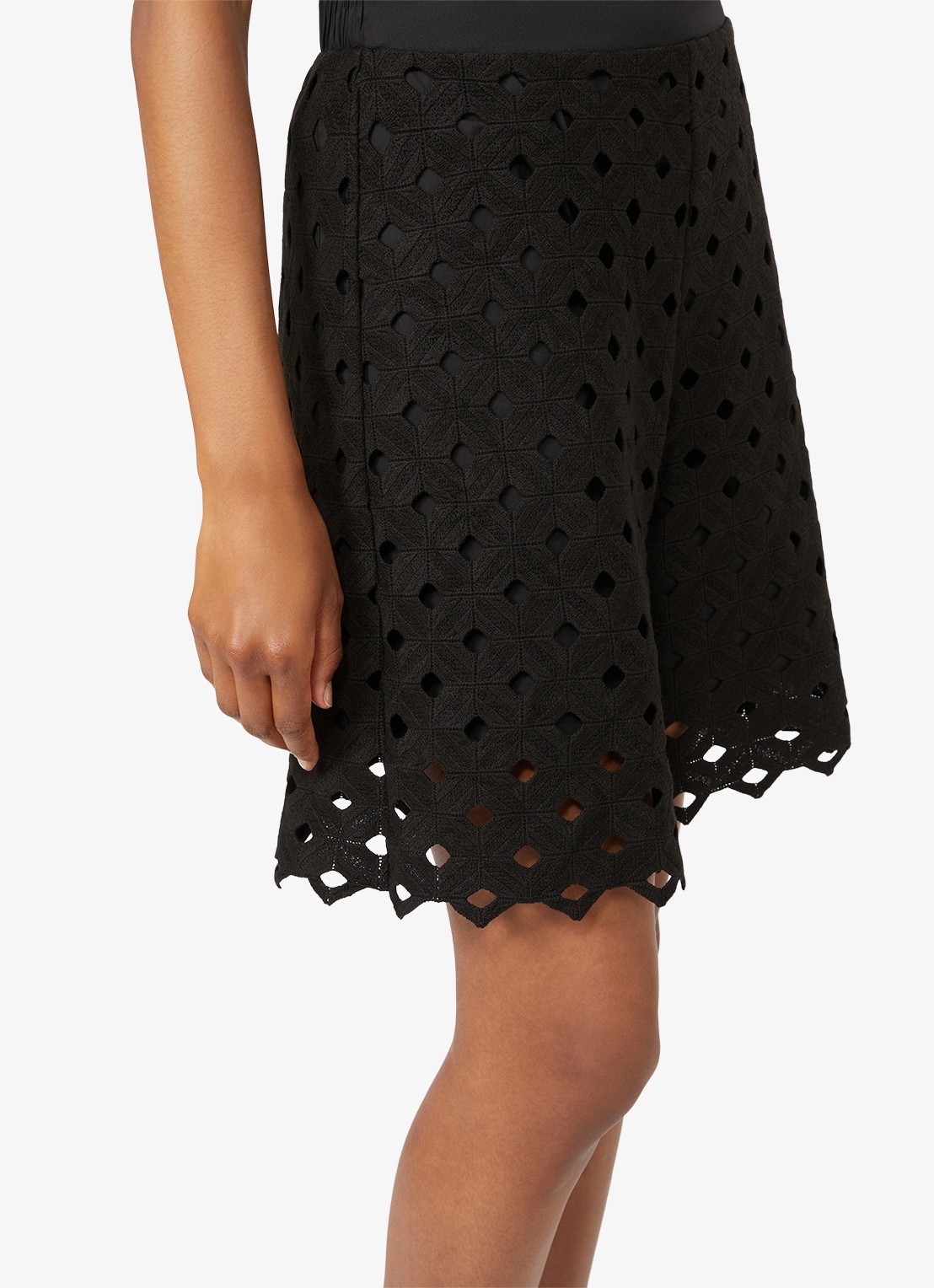Max Mara High waist wide fit korte broek met cut out detail - detail 2 zwart