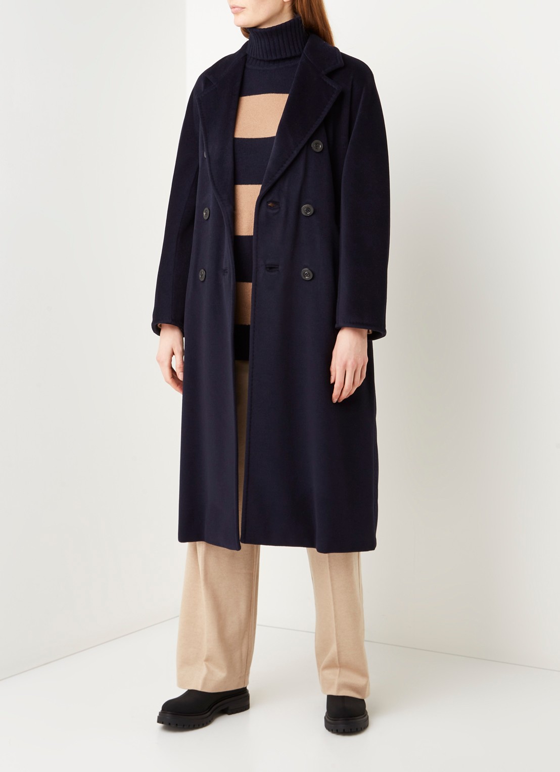 Max Mara Madame mantel in wolblend met strikceintuur - voorkant 5 donkerblauw