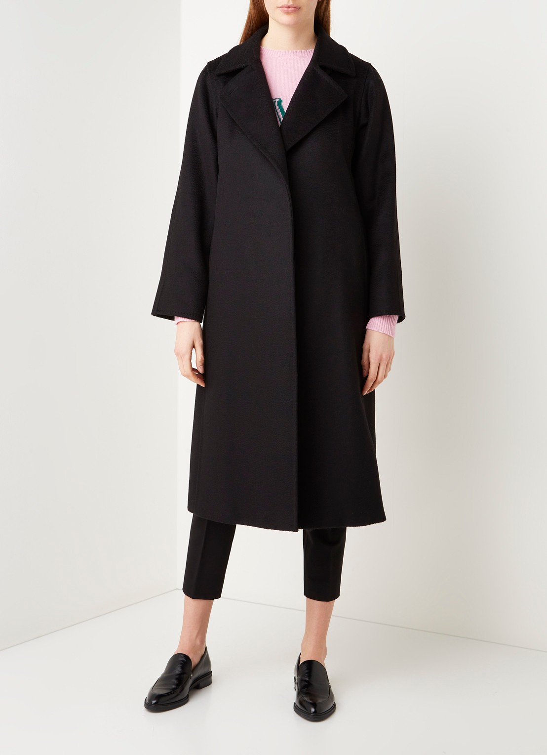 Max Mara Manuela mantel met strikceintuur en steekzakken - voorkant 4 zwart