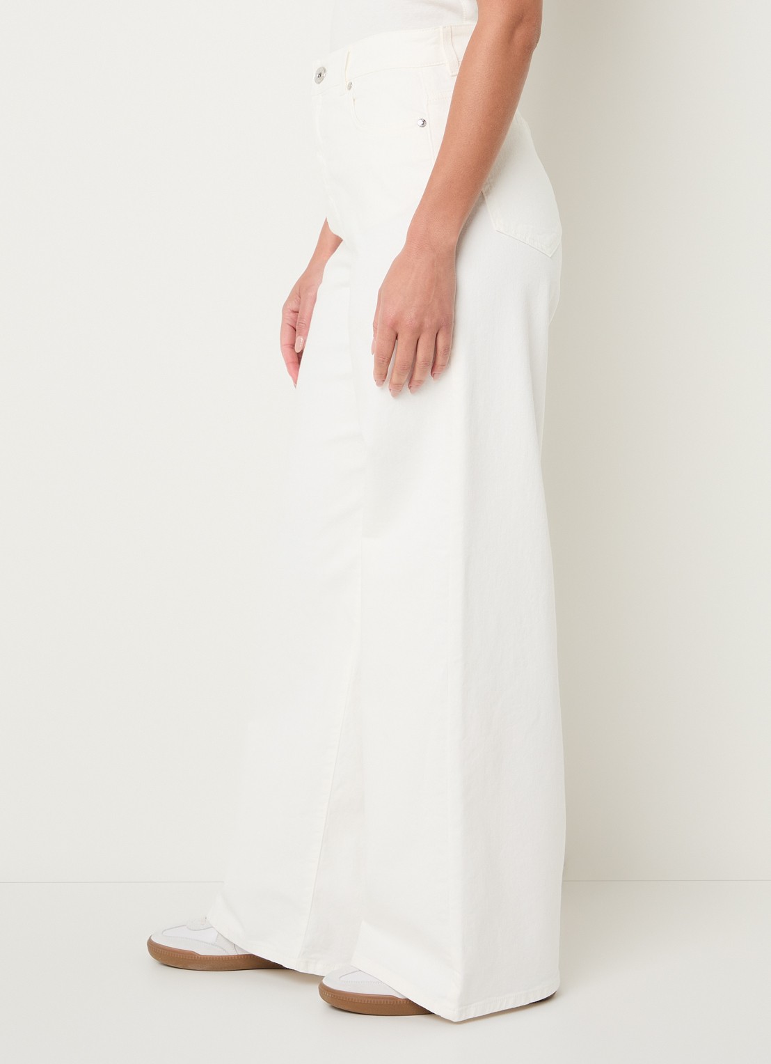 Max Mara Medina high waist straight leg jeans met gekleurde wassing - detail 2 gebroken wit