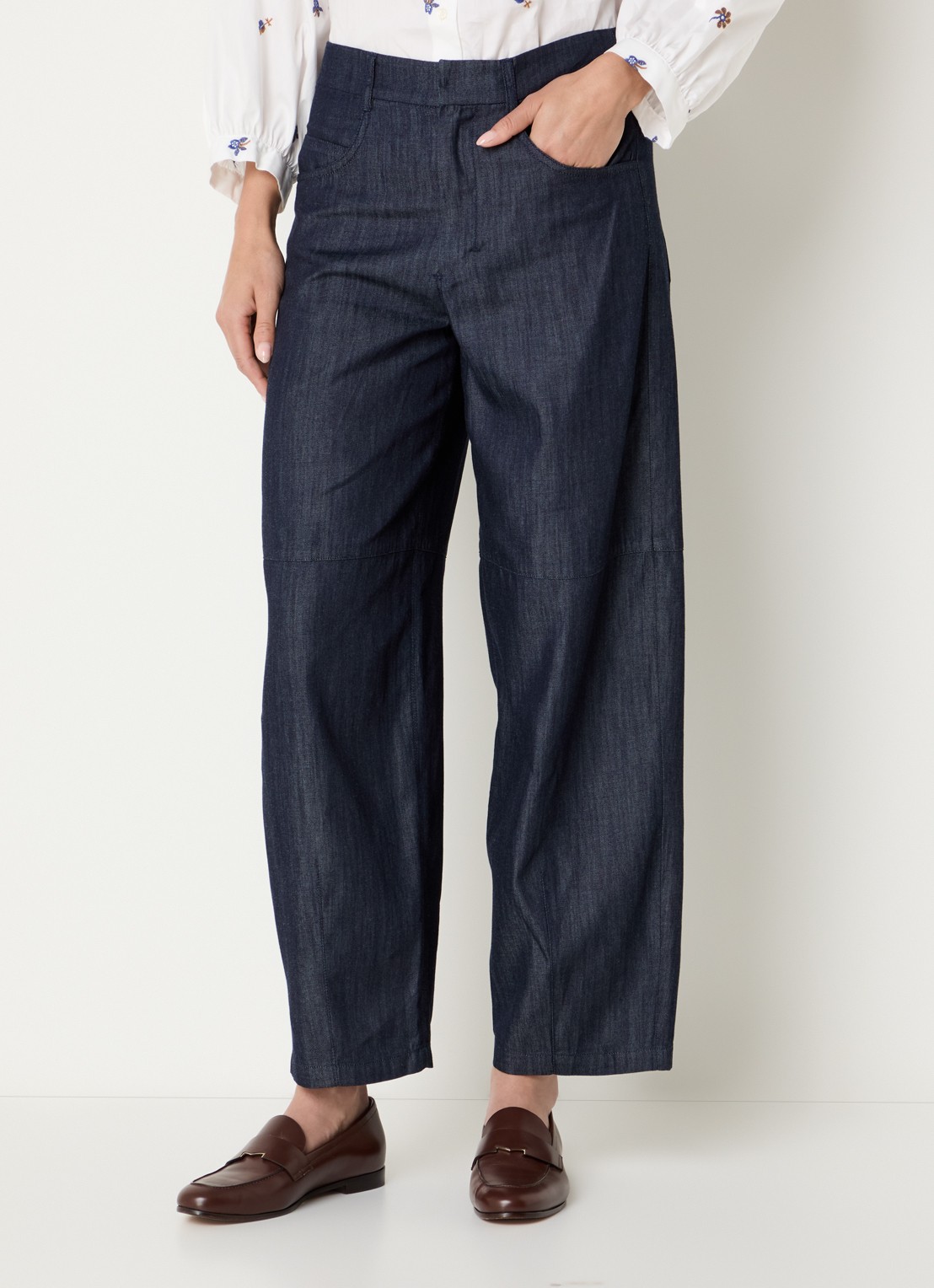 Max Mara Mid waist wide fit broek met steekzakken - detail indigo