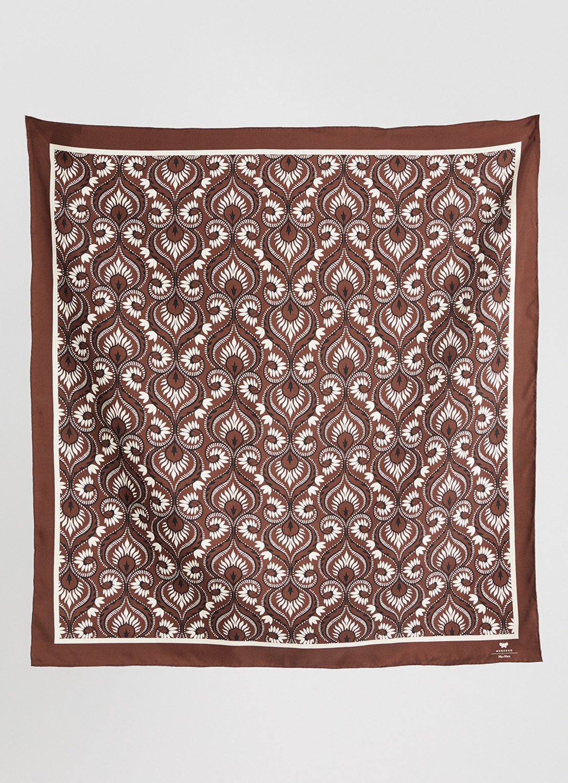 Max Mara Onesto sjaal van zijde met paisley dessin 90 x 90 cm - detail bruin