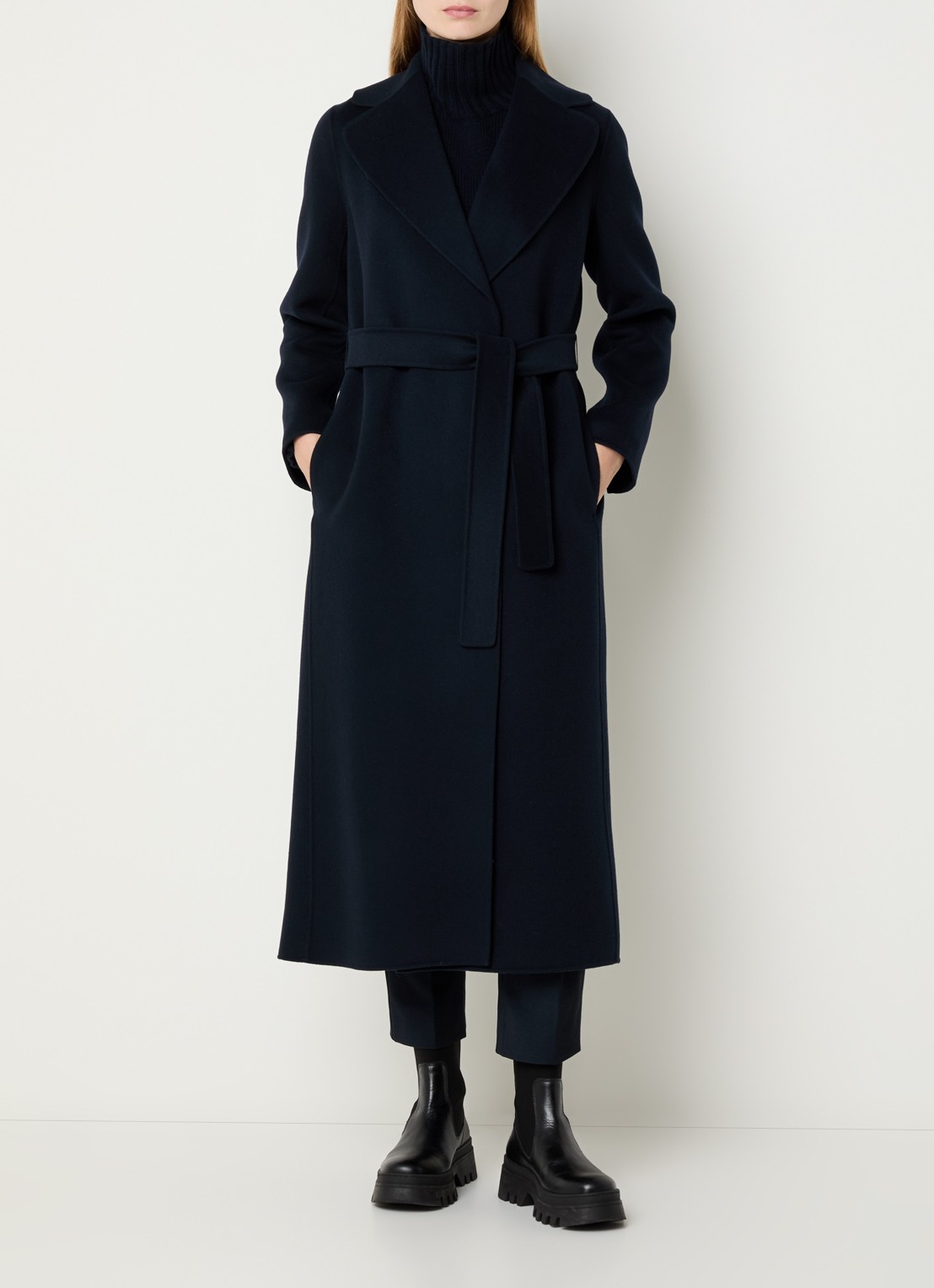 Max Mara Poldo mantel van scheerwol met steekzakken en strikceintuur - detail 3 donkerblauw