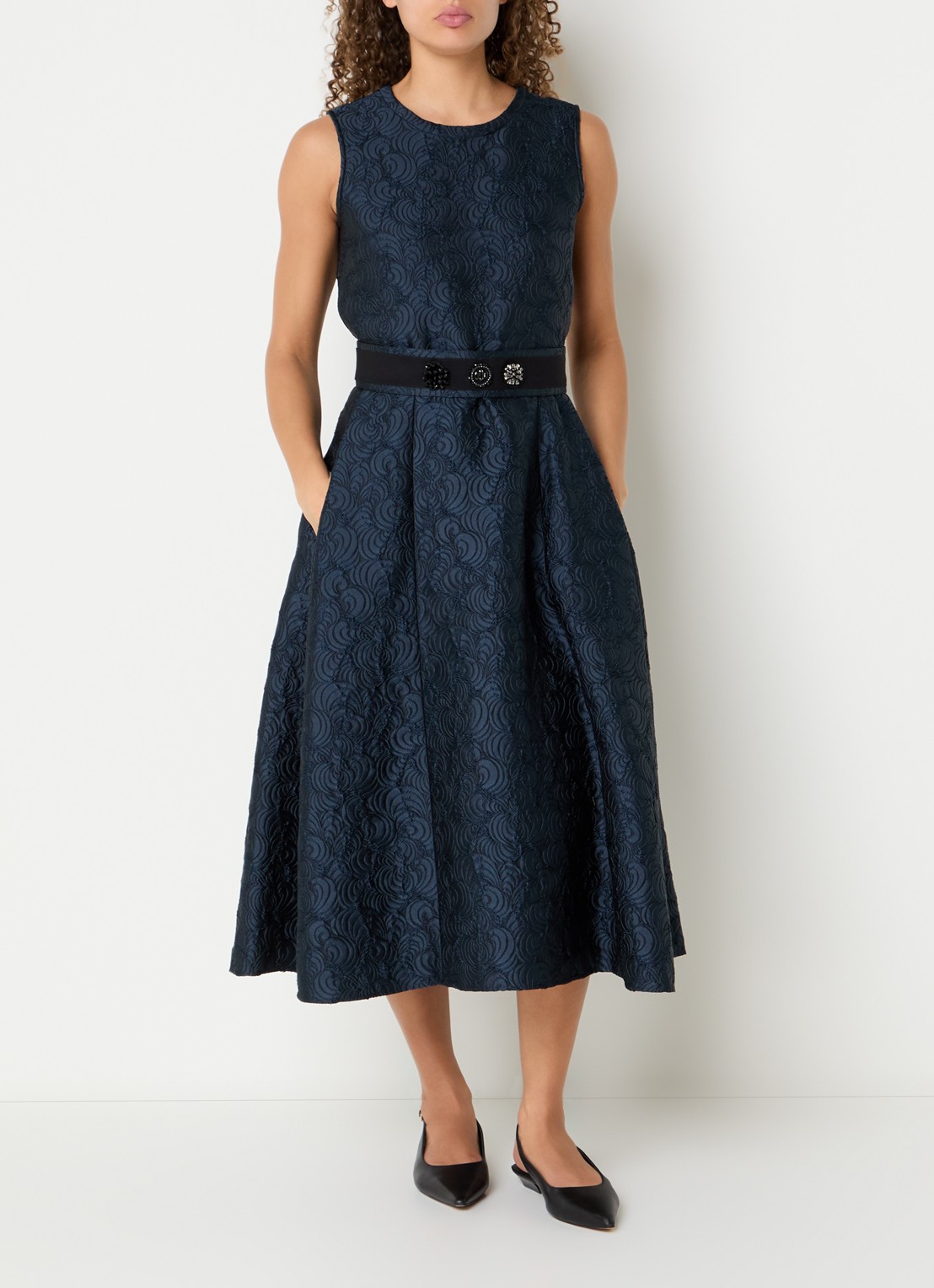 Max Mara Sax midi A-lijn jurk met strikceintuur en jacquard dessin - detail donkerblauw