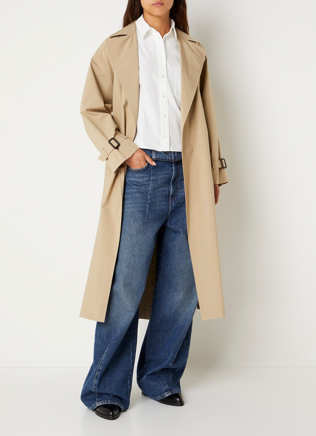 Max Mara Trenchcoat met strikceintuur - voorkant 3 beige