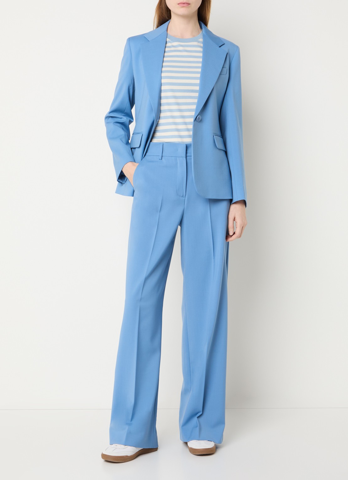 Max Mara Visivo high waist straight fit pantalon van scheerwol - voorkant 4 lichtblauw