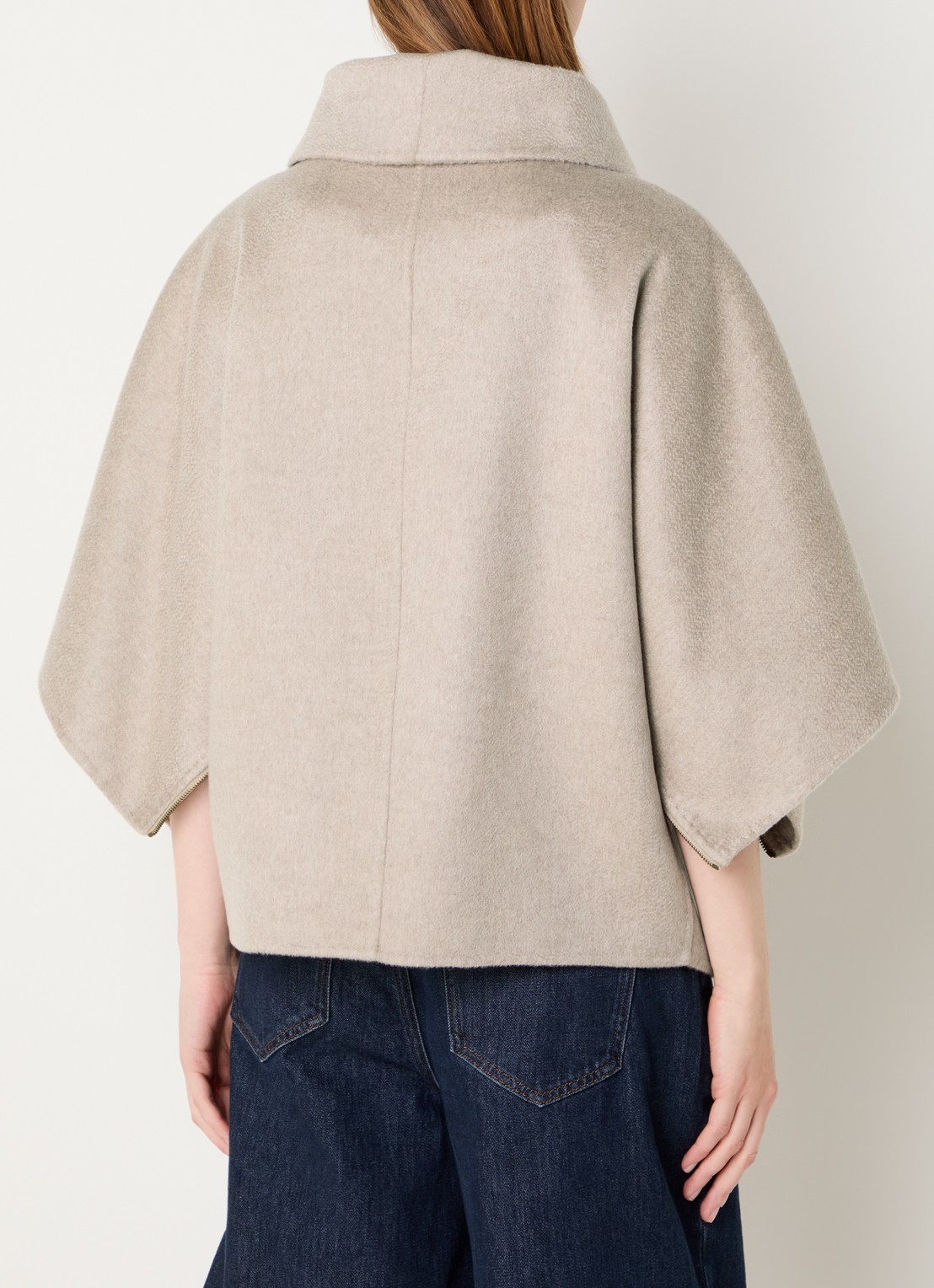 MaxMara Ala mantel van kasjmier met steekzakken - achterkant beige