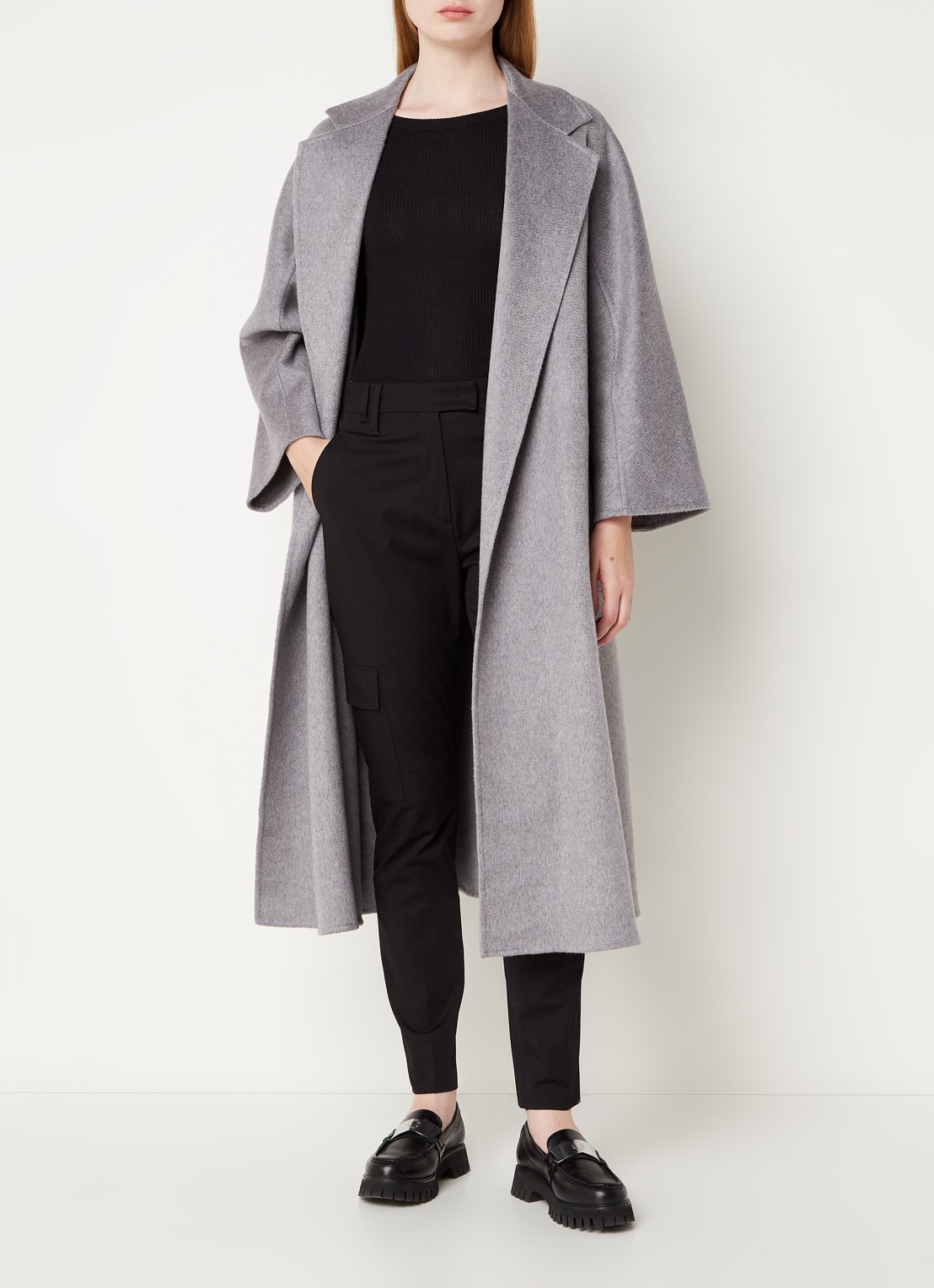 MaxMara Arona mantel van scheerwol met strikceintuur - voorkant 4 lichtgrijs