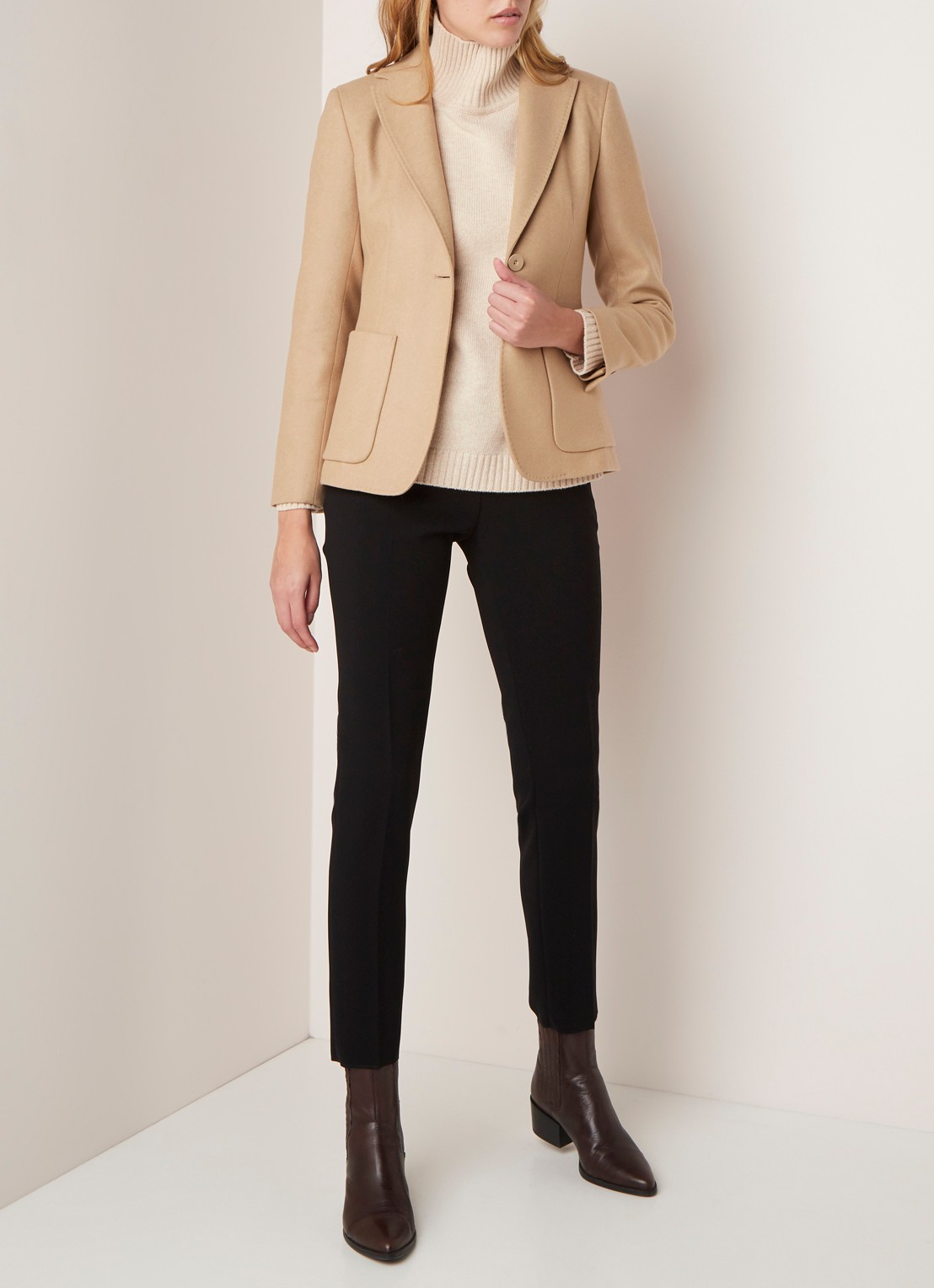 MaxMara Blazer van wol met sierstiksels - voorkant 4 camel