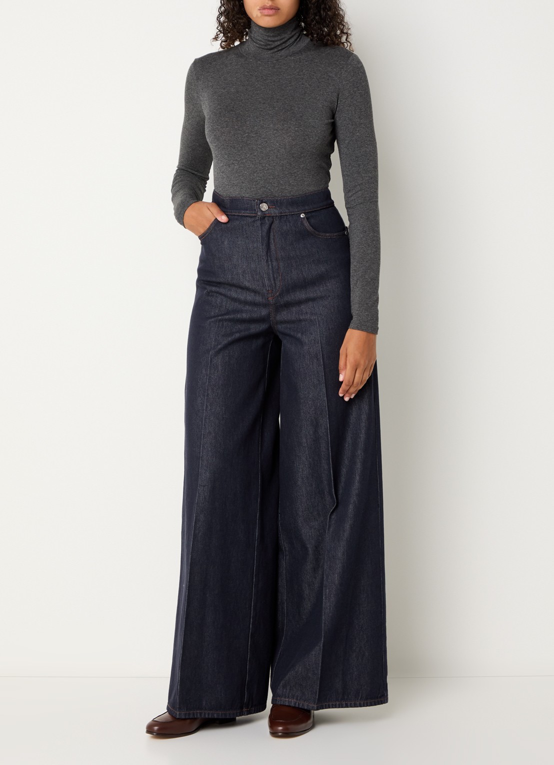 MaxMara Carmine high waist wide leg jeans met persplooi - voorkant 2 indigo