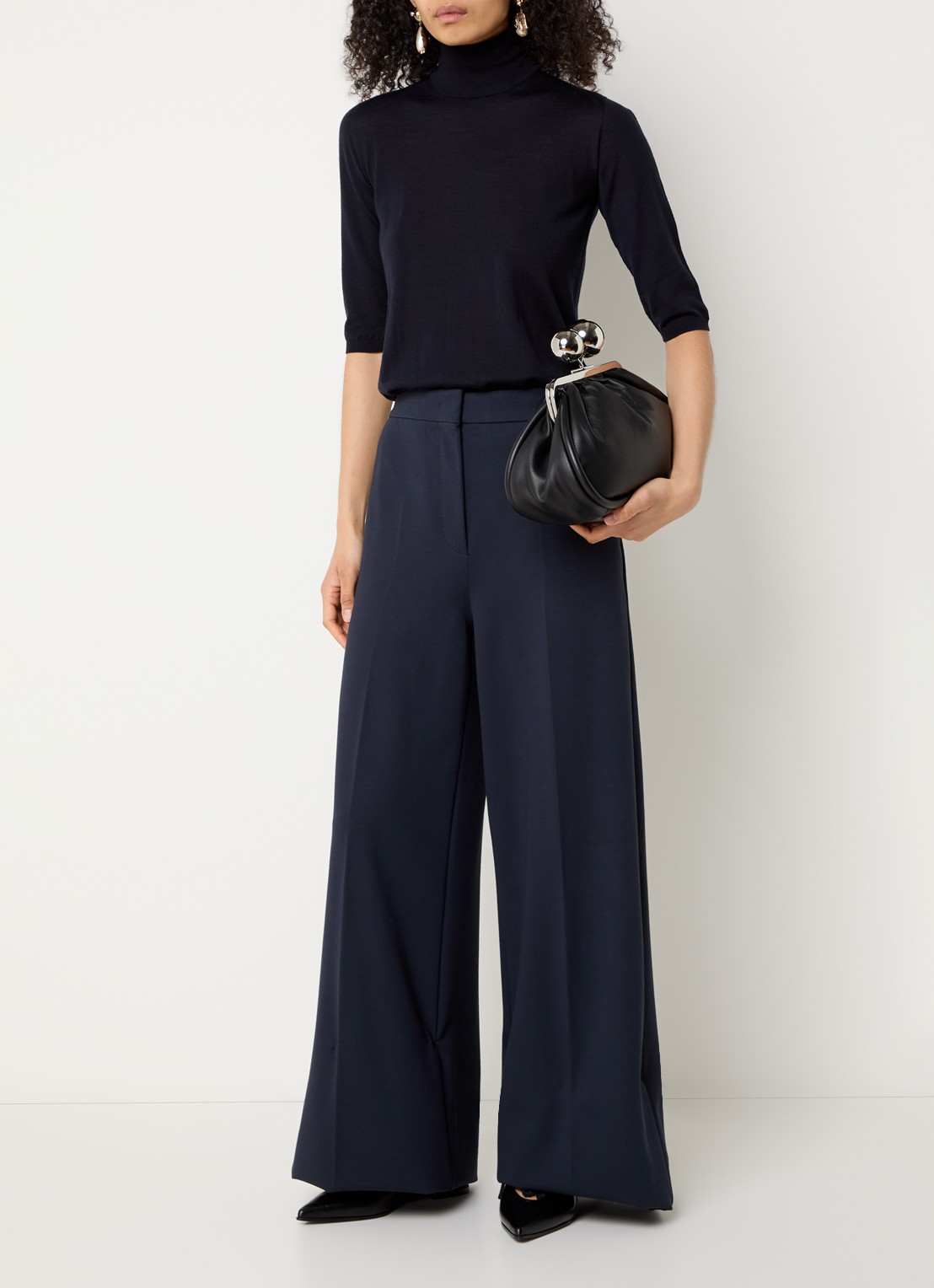 MaxMara Fijngebreide top van wol met col - voorkant 2 donkerblauw