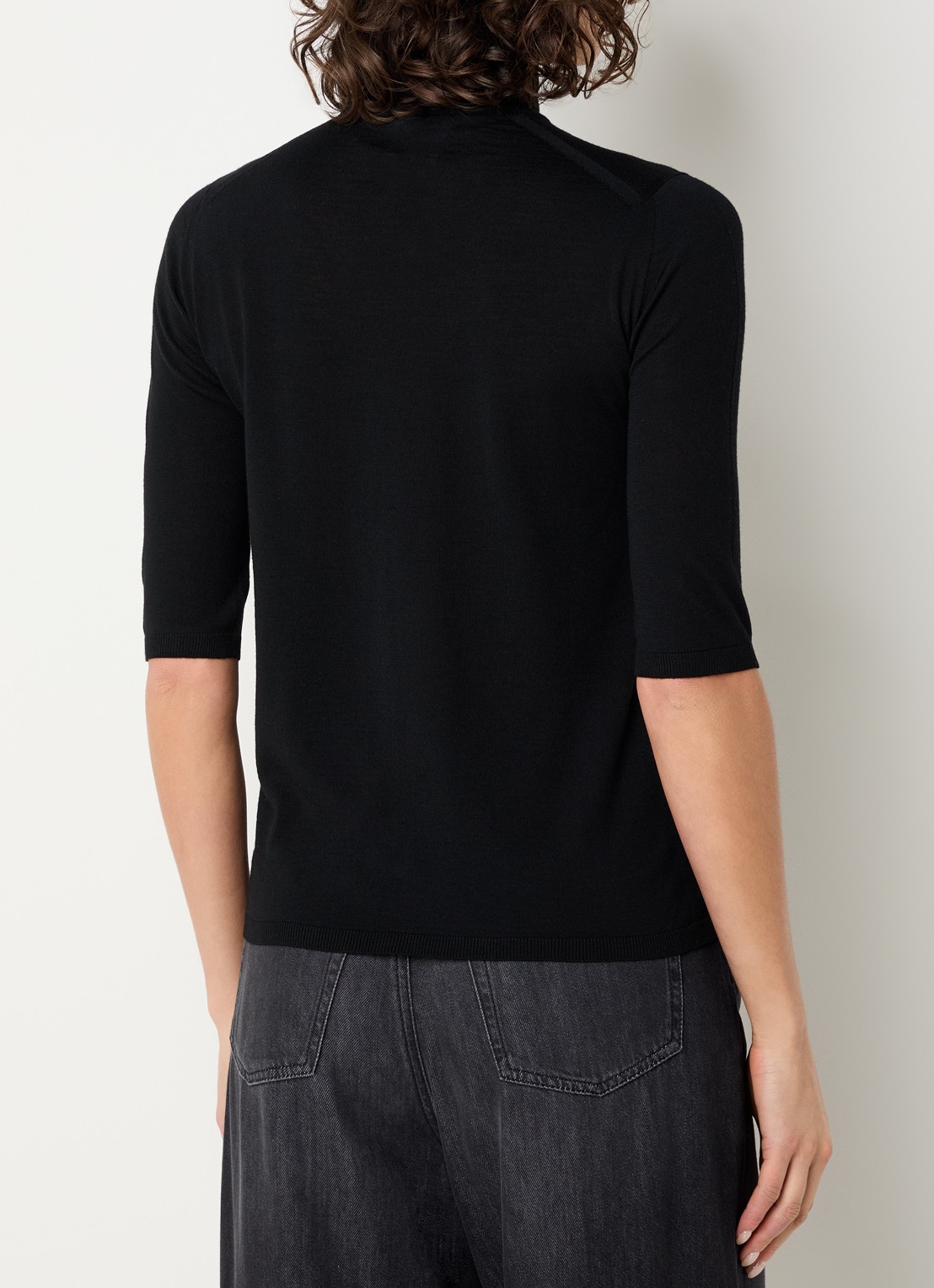 MaxMara Fijngebreide top van wol met col - achterkant zwart