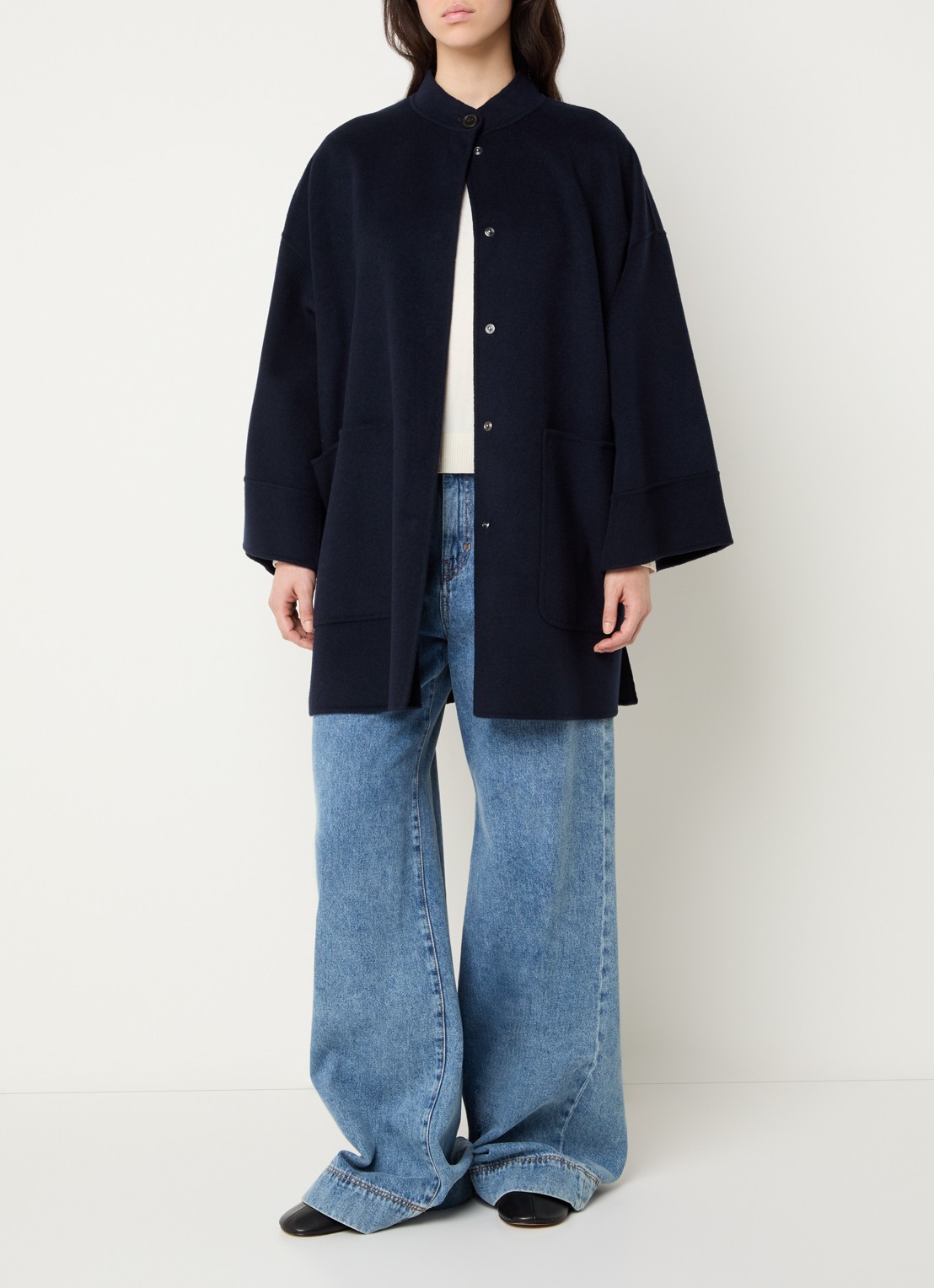 MaxMara Fulcro mantel in scheerwolblend met afneembare sjaalkraag - voorkant 3 donkerblauw
