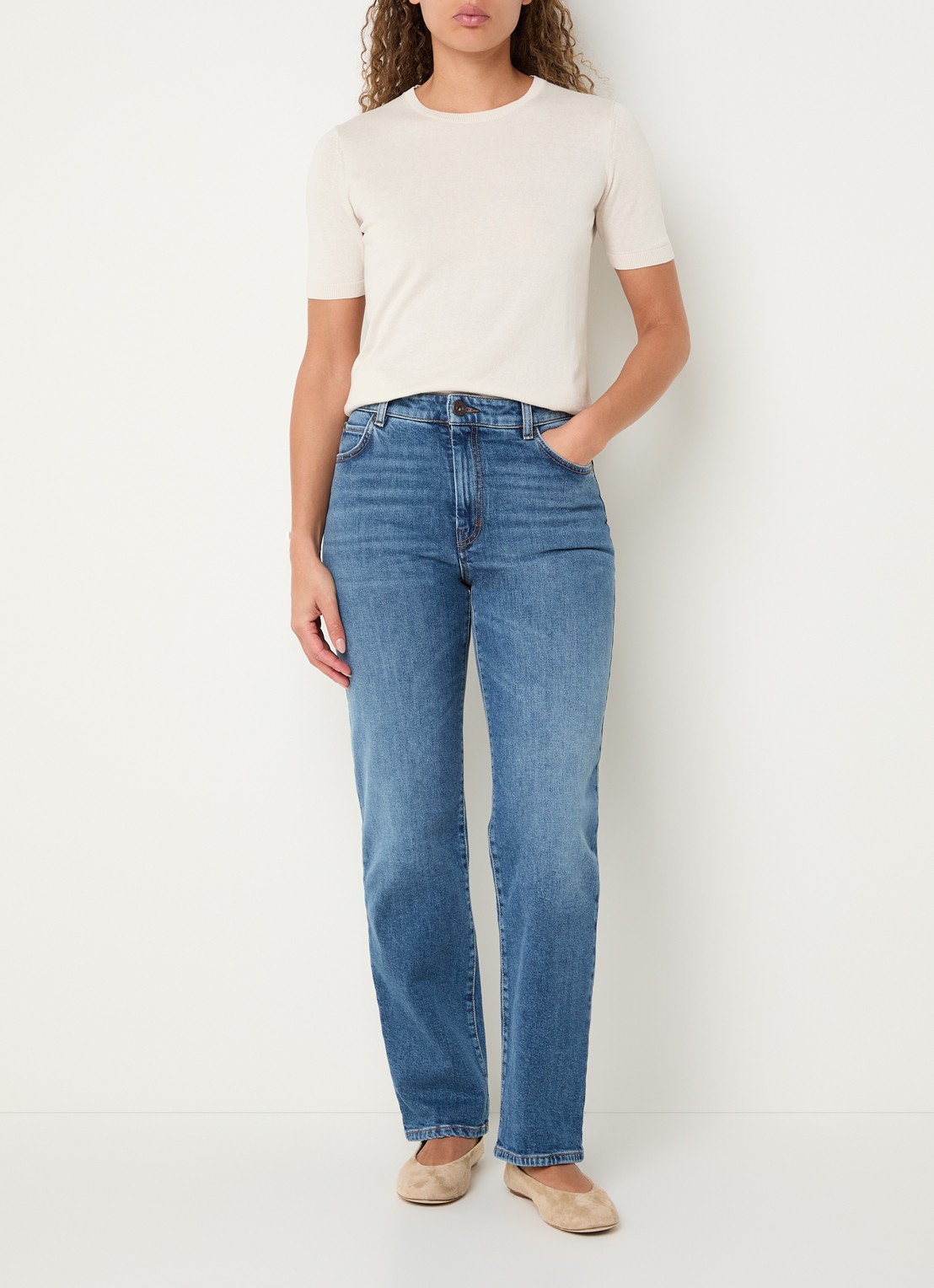 MaxMara Gabarra T-shirt van satijn - voorkant 2 vanillegeel