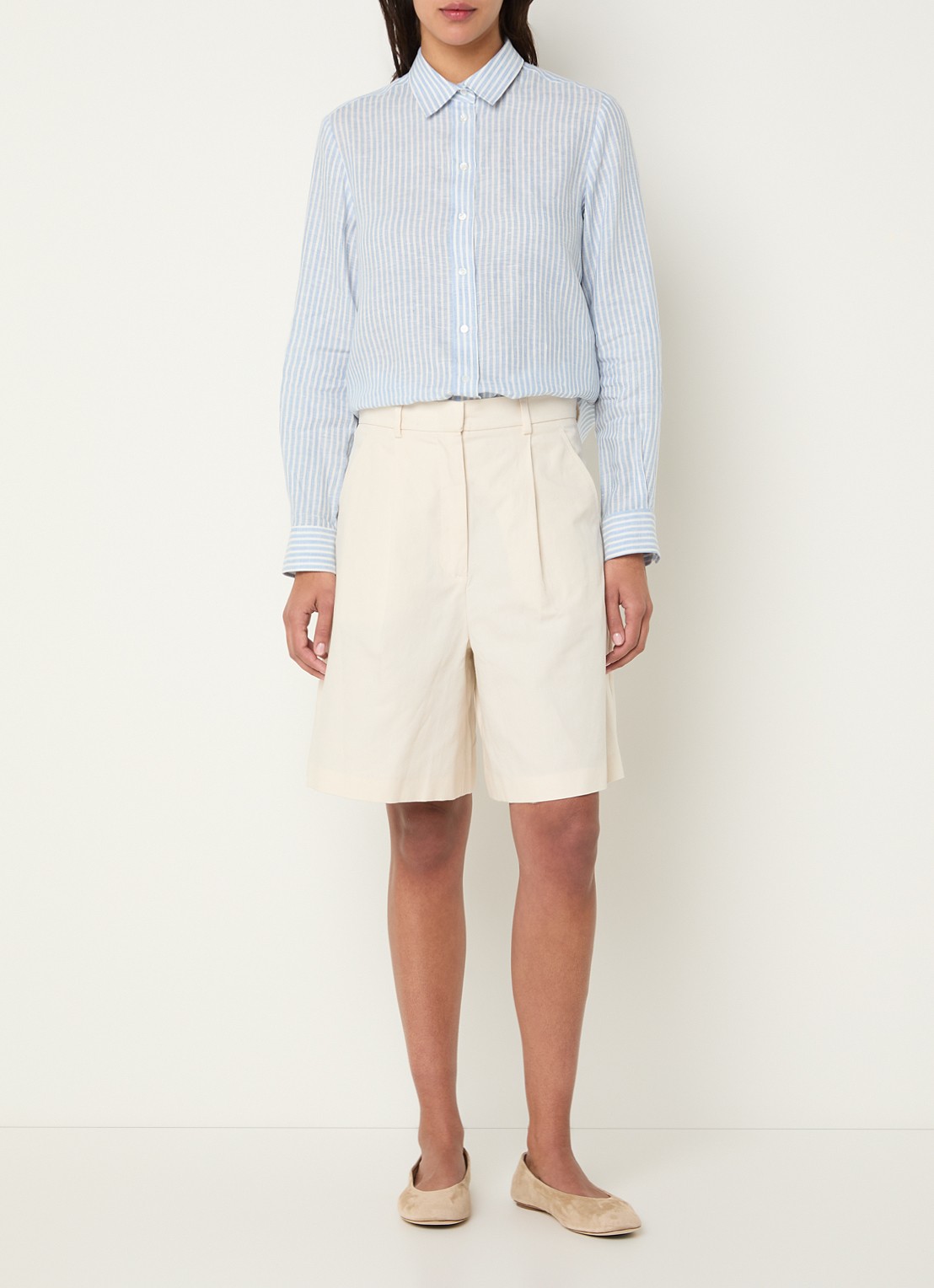 MaxMara Giurato blouse van linnen met streepprint - voorkant 2 lichtblauw