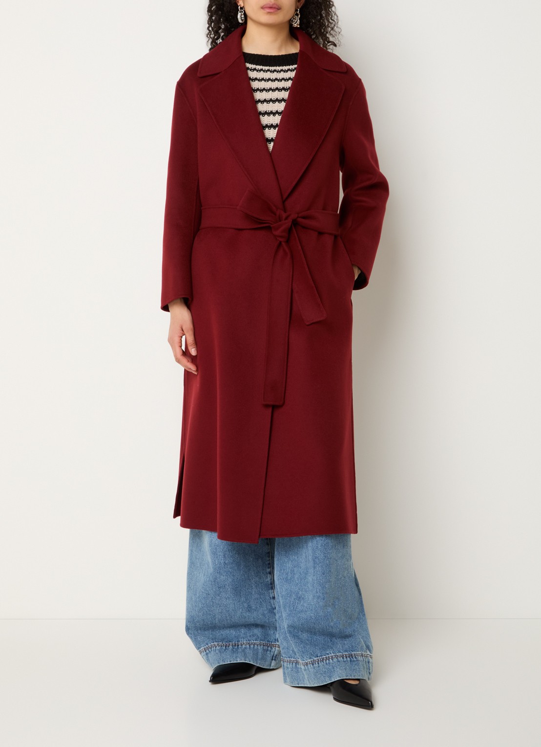 MaxMara Luna mantel van scheerwol met strikceintuur - detail 3 donkerrood