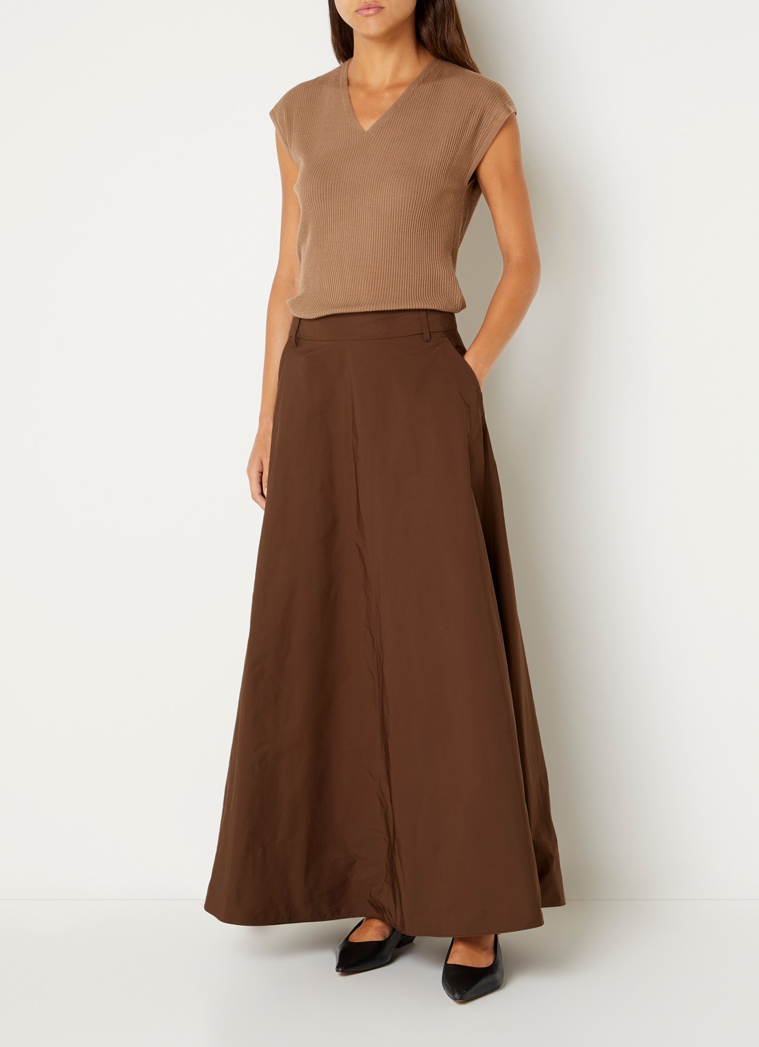 MaxMara Midi rok met steekzakken - voorkant 2 bruin