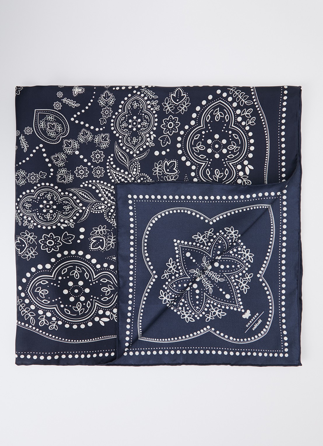 MaxMara Onesto sjaal van zijde met paisley dessin 90 x 90 cm - voorkant 2 donkerblauw