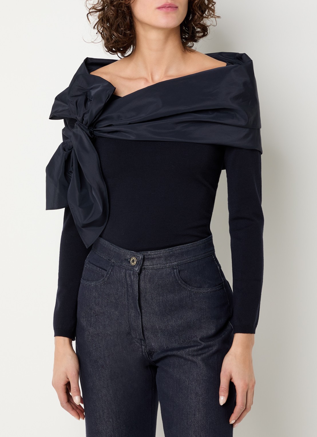 MaxMara Portici fijngebreide trui met boothals - detail 4 donkerblauw