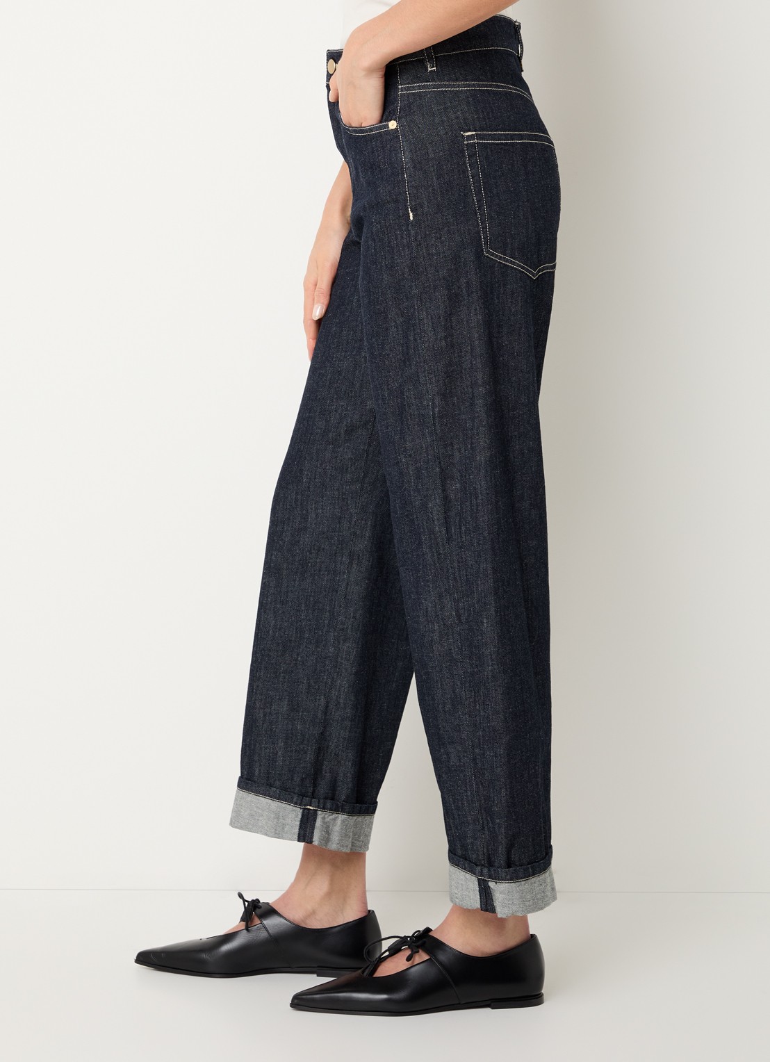 MaxMara Turn-up high waist wide fit cropped jeans - detail 5 indigo