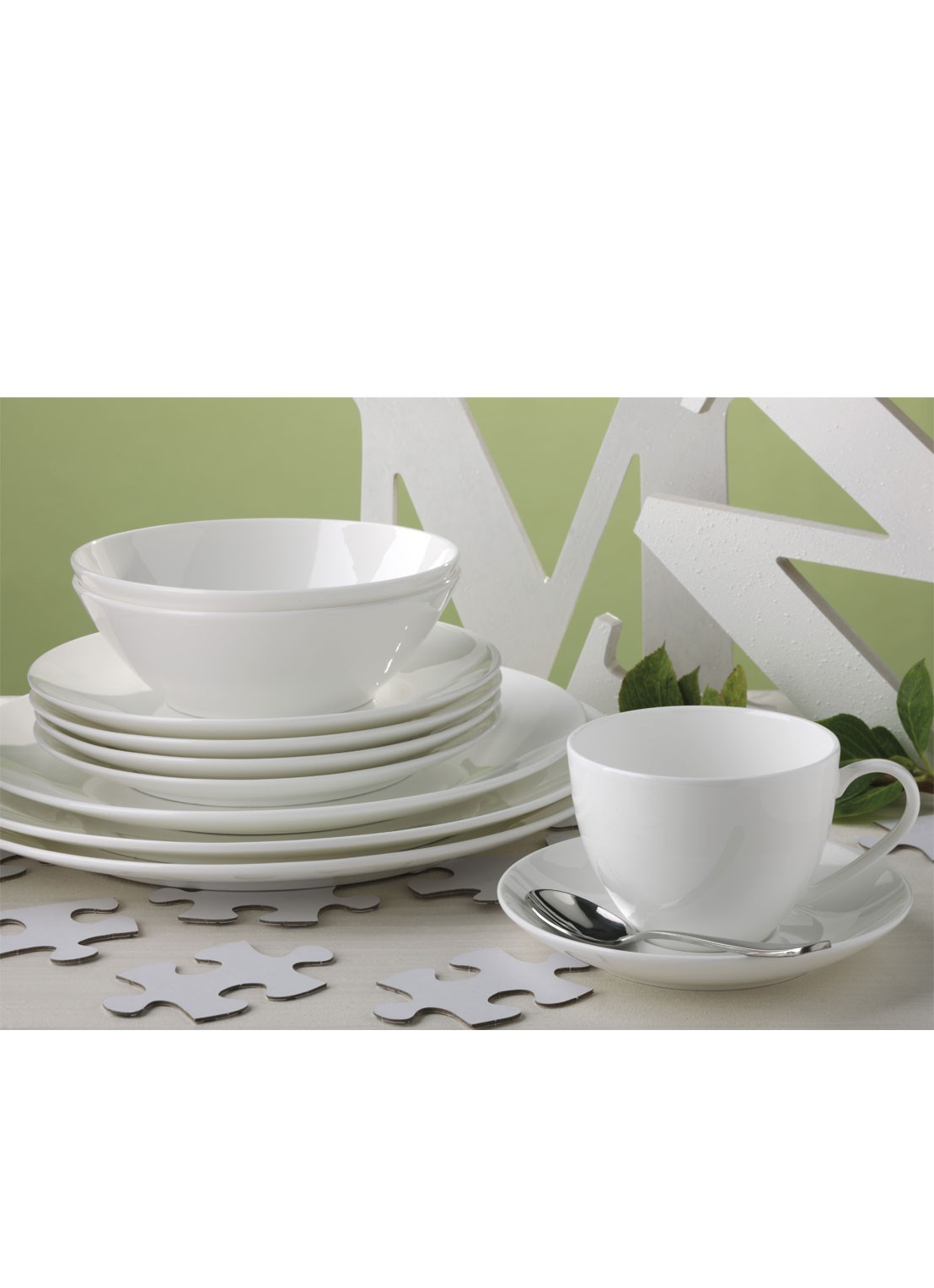 Maxwell & Williams Cashmere gebaksbordje 20,5 cm - voorkant 2 gebroken wit