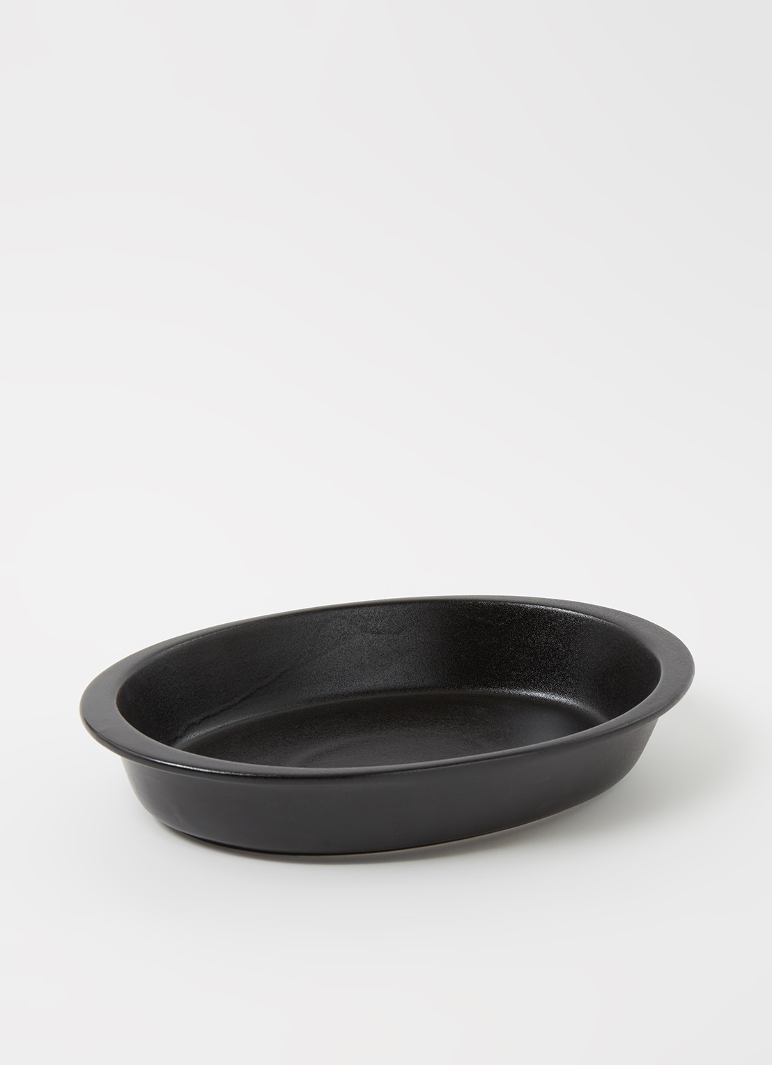 Maxwell & Williams Caviar Black ovenschaal 35 cm  - voorkant 3 zwart