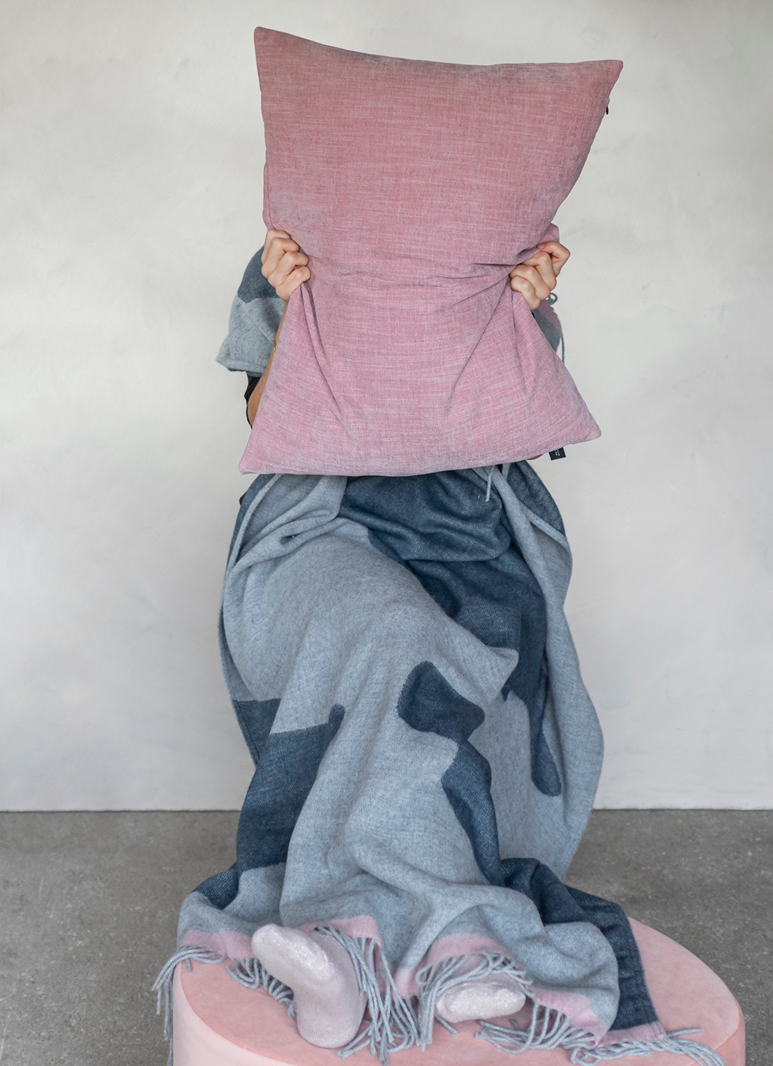 Mette Ditmer Gallery plaid 125 x 170 cm - voorkant 2 grijs