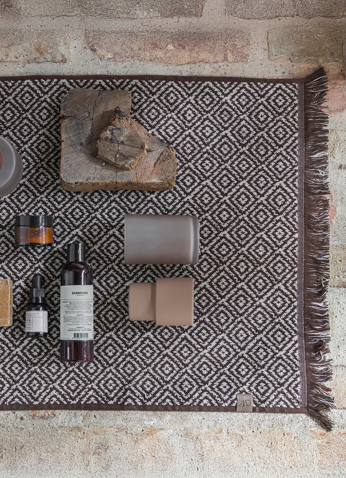 Mette Ditmer Morocco gastendoek 50 x 80 cm - voorkant 2 chocoladebruin