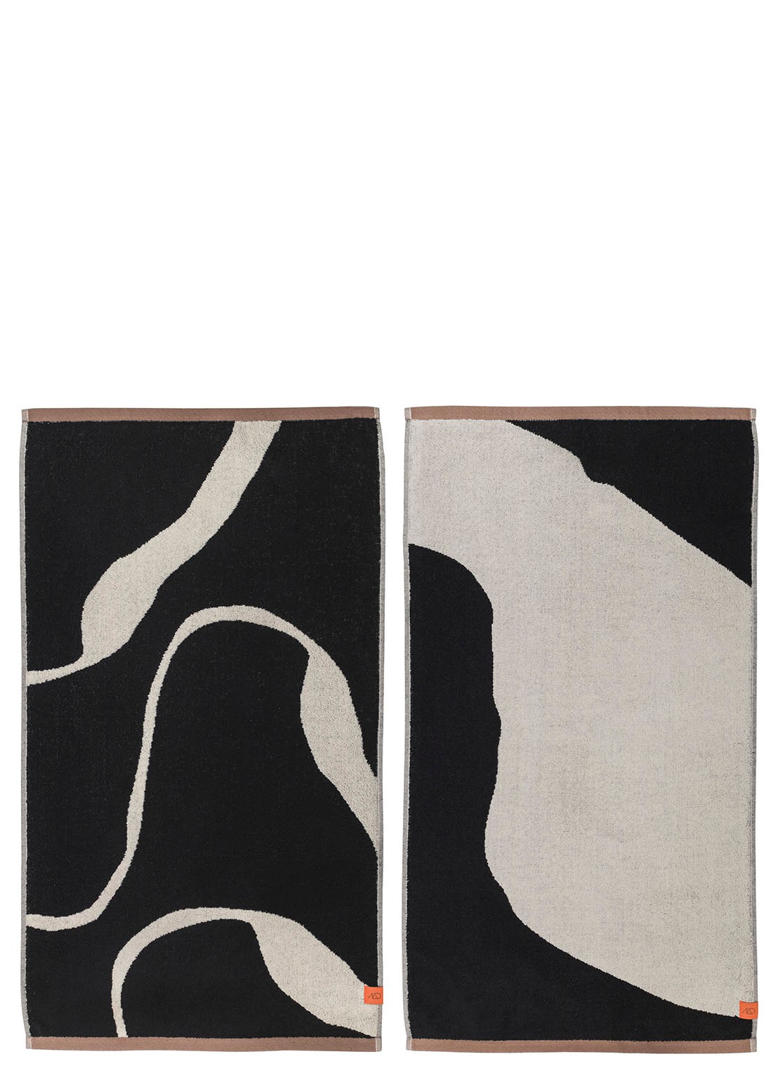 Mette Ditmer Nova Arte badhanddoek - 500 gr/m2 - 90 x 50 cm - set van 2 - voorkant zwart