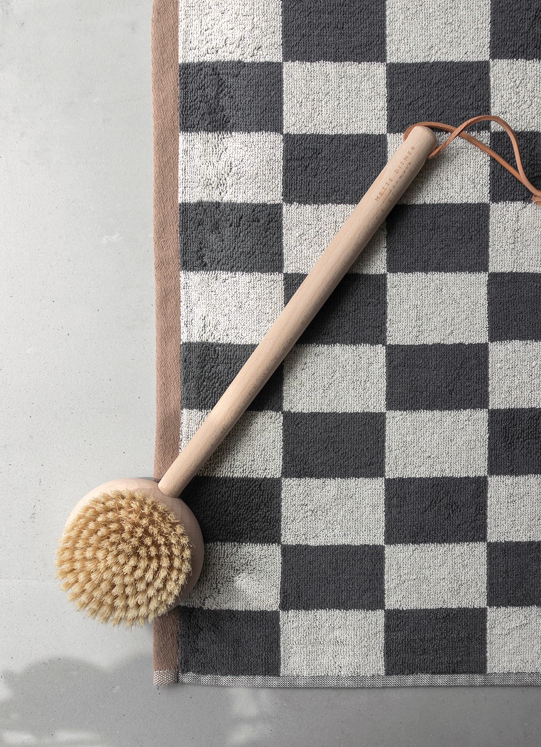 Mette Ditmer Retro badmat - 550 gr/m2 - 80 x 50 cm - detail 2 antraciet