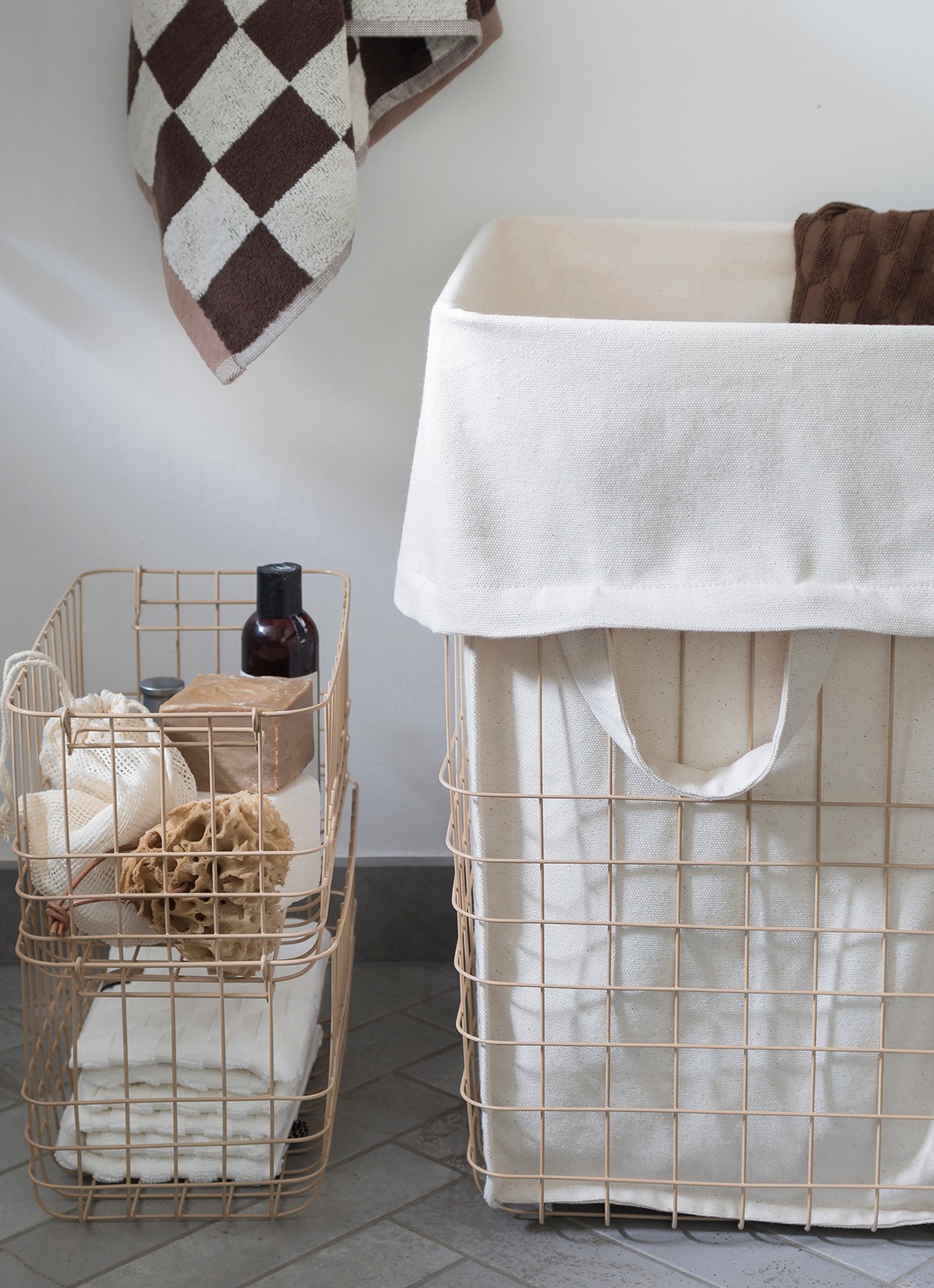 Mette Ditmer Store-it mand 40 x 32 x 50 cm - detail 3 zand