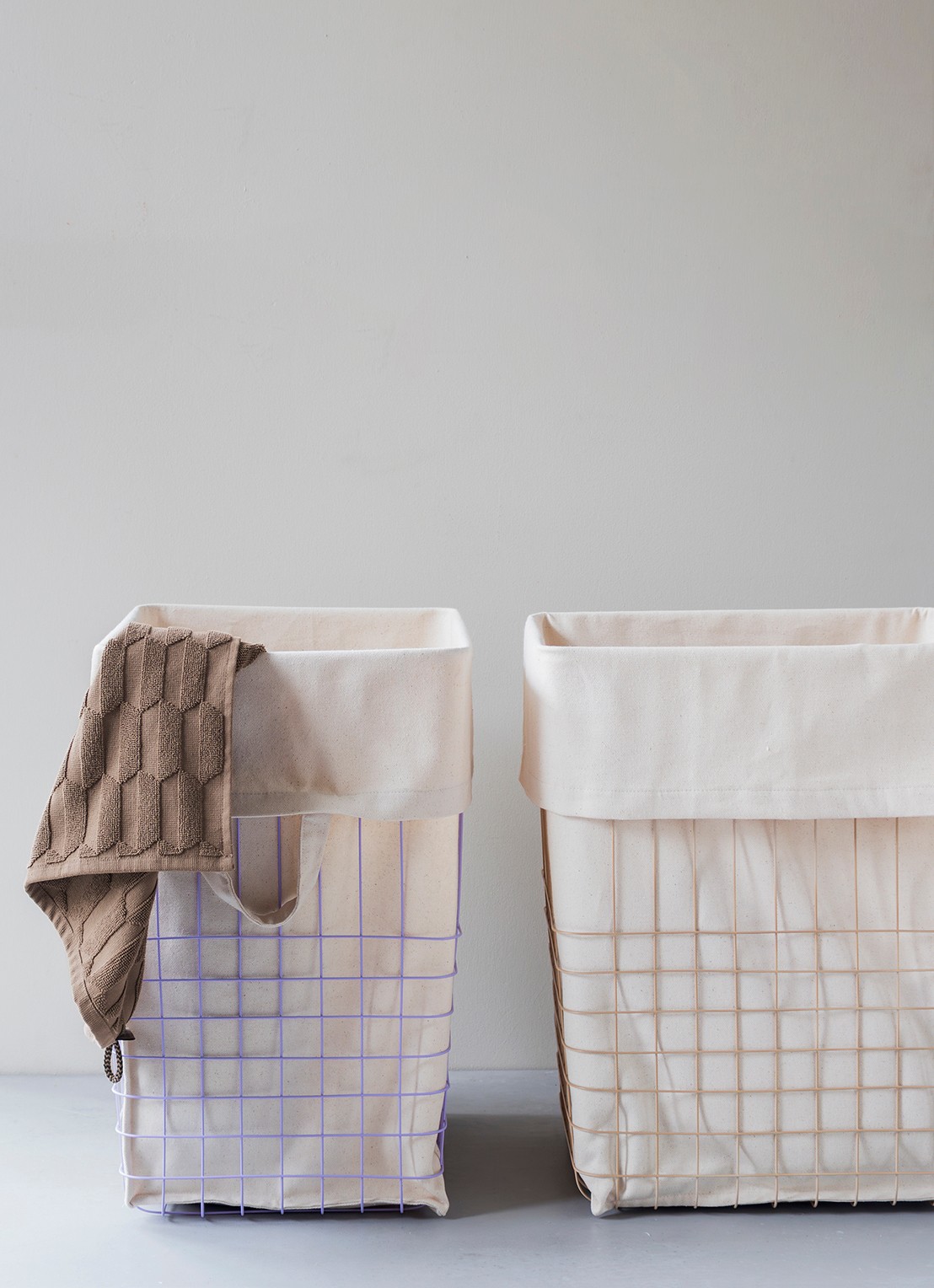 Mette Ditmer Store-it mand 40 x 32 x 50 cm - detail 5 zand
