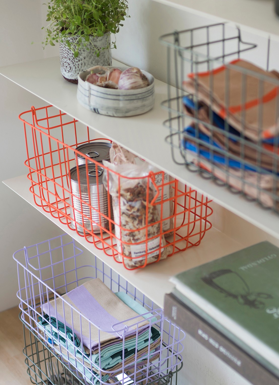 Mette Ditmer Store-It opbergmand 31 x 16 cm - detail 4 orange
