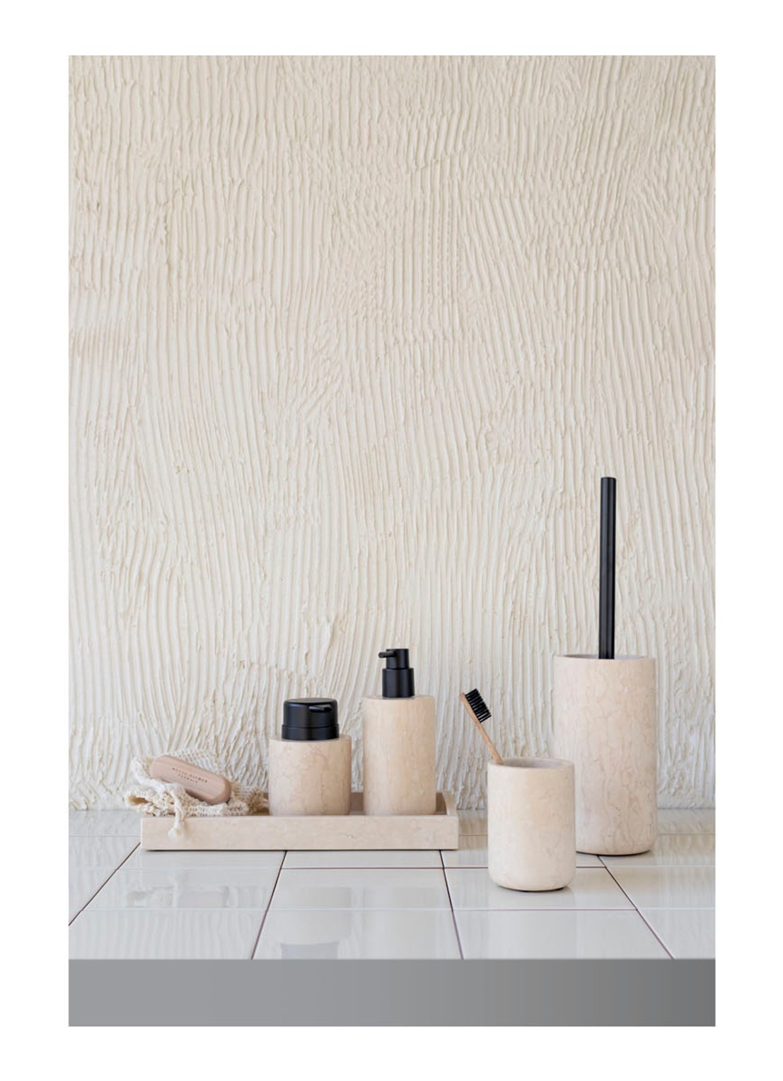 Mette Ditmer Tandenborstelhouder van marmer  - detail 4 zand