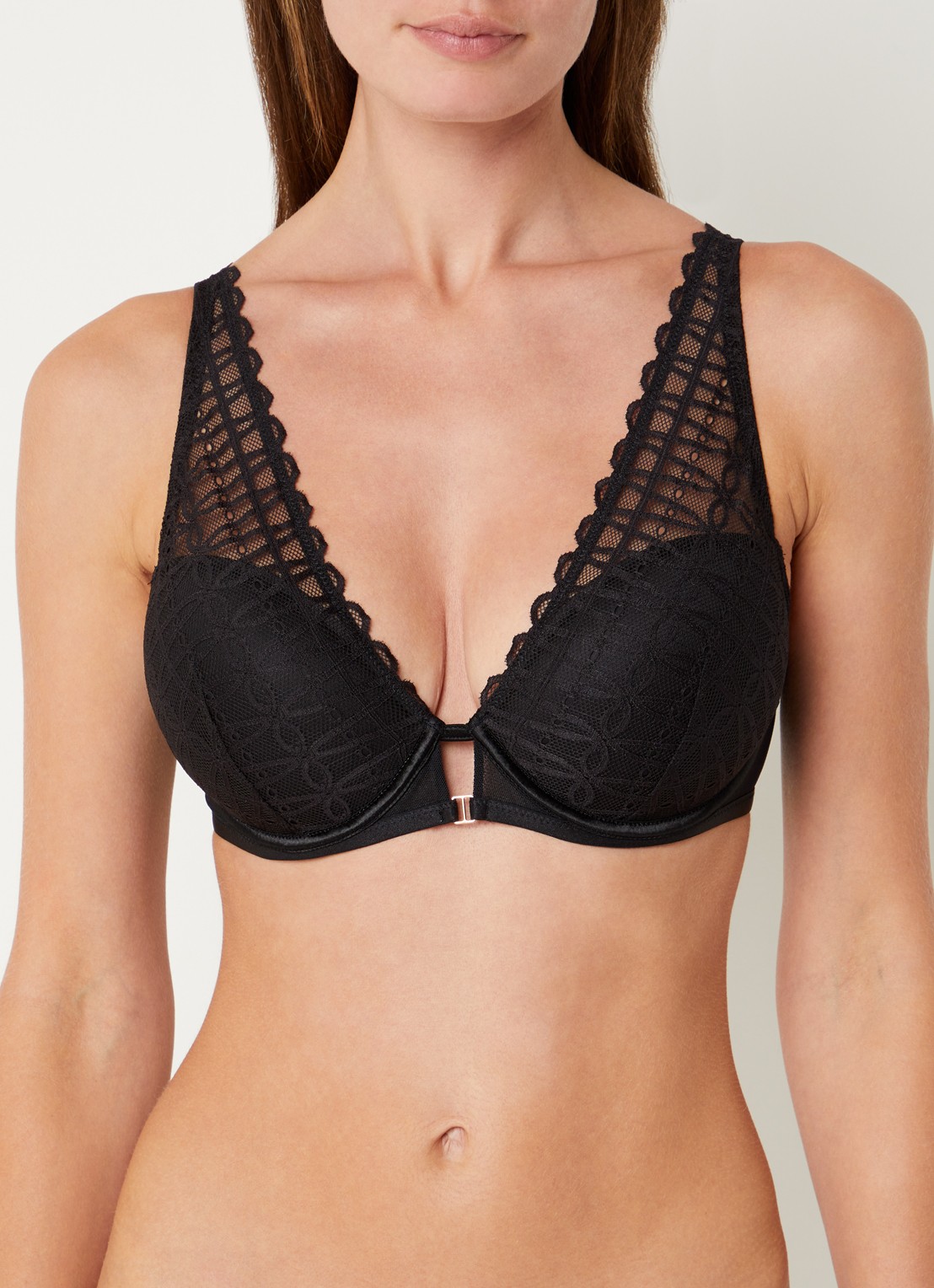 Mey Captivating Smart Foam voorgevormde beugel bh met overlay van kant - detail 3 zwart