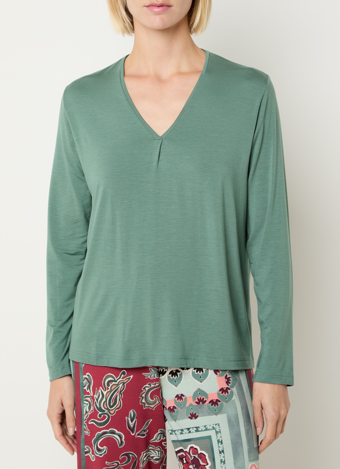 Mey Pyjamatop met V-hals - detail 4 zeegroen