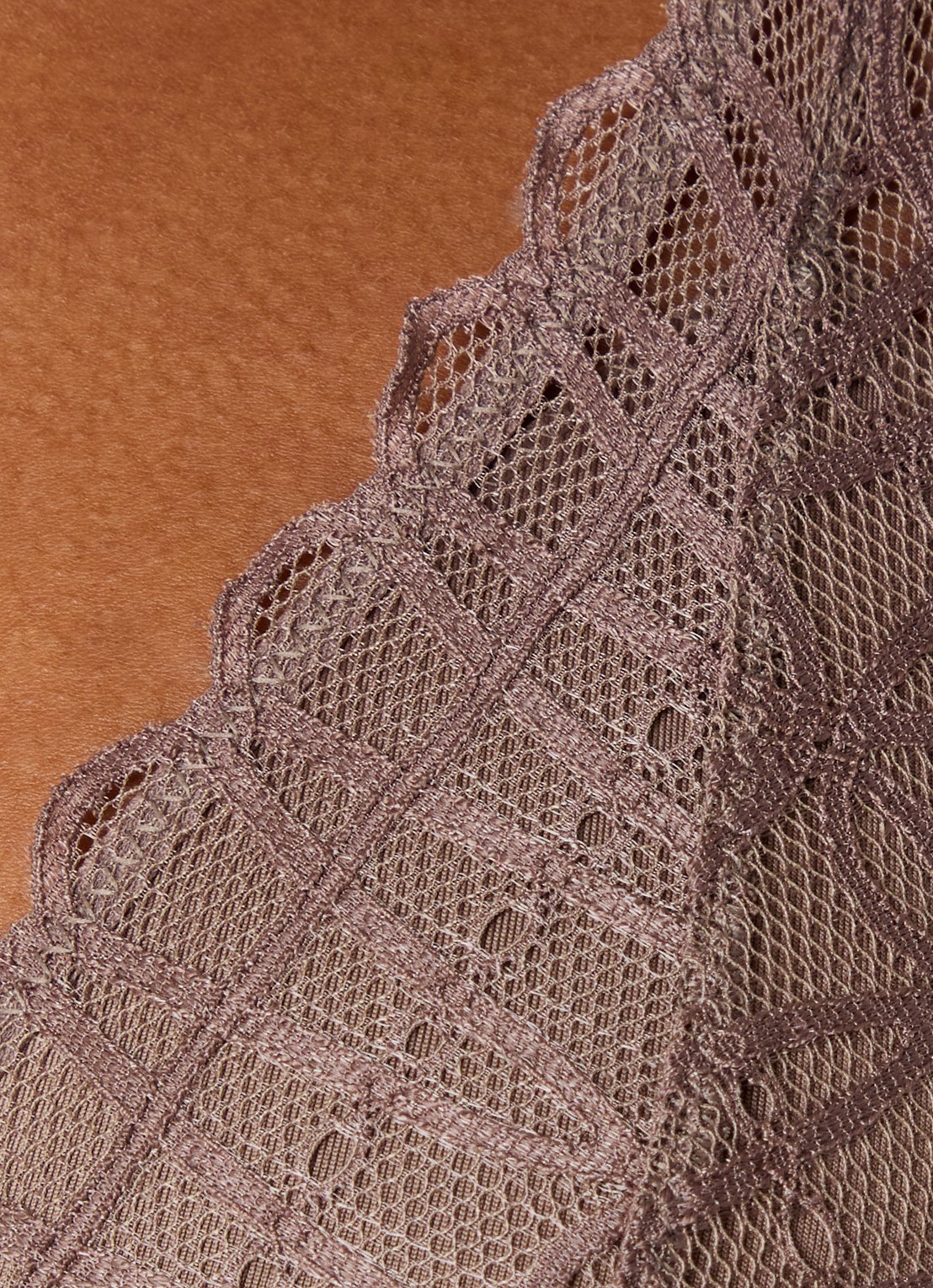 Mey Voorgevormde bralette met overlay van kant - detail 3 lichtbruin