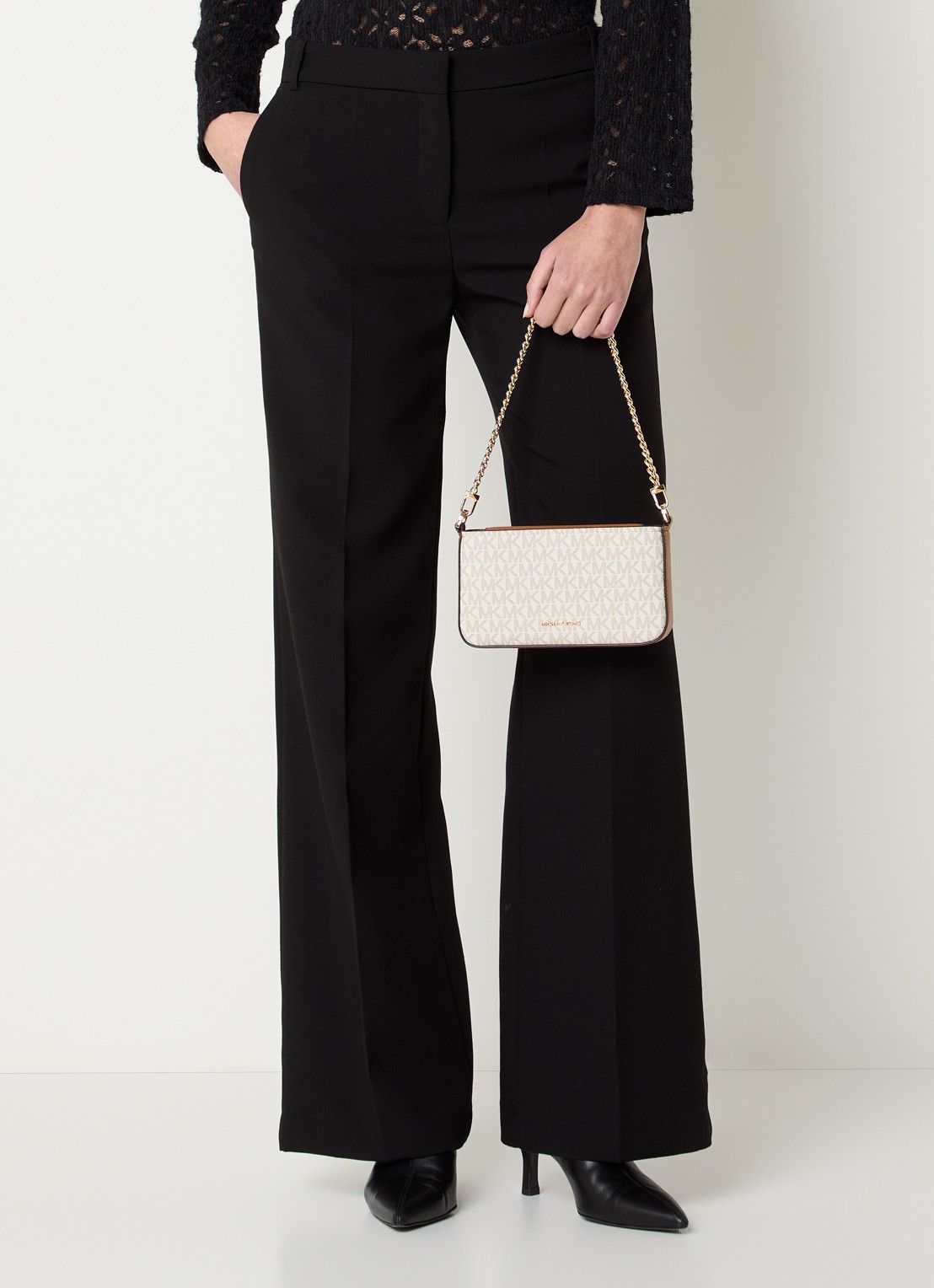 Michael Kors Bryant crossbodytas met logoprint en afneembare schouderriem  - voorkant 7 gebroken wit