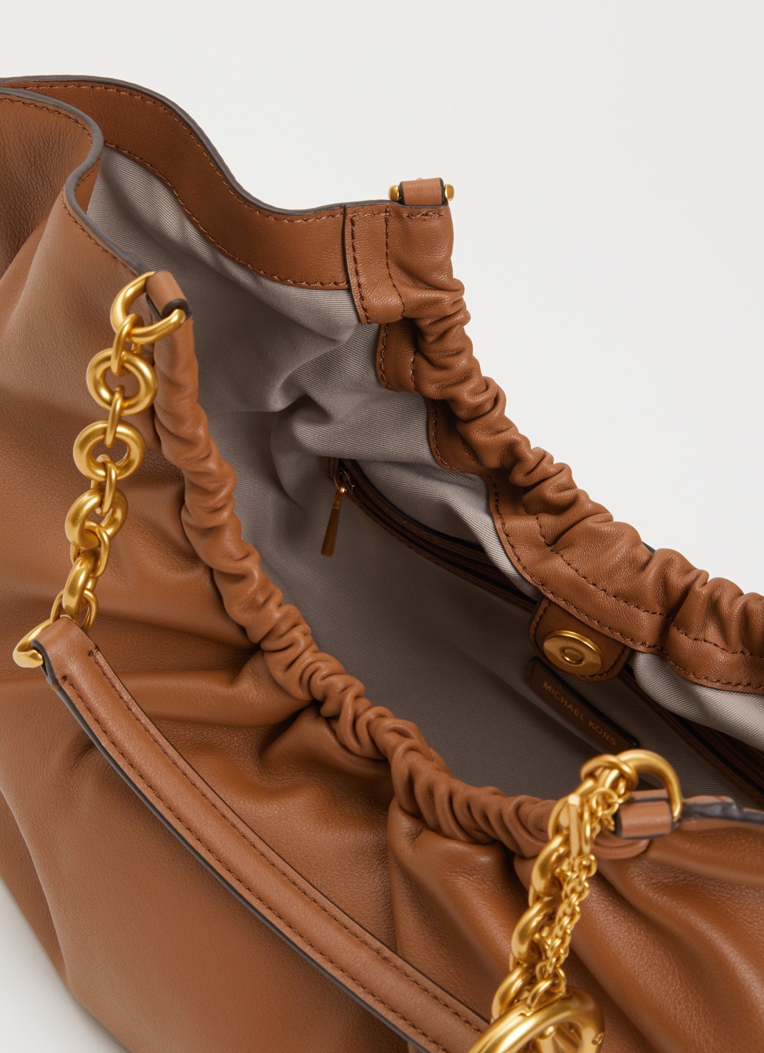 Michael Kors Indie schoudertas van leer - detail beige
